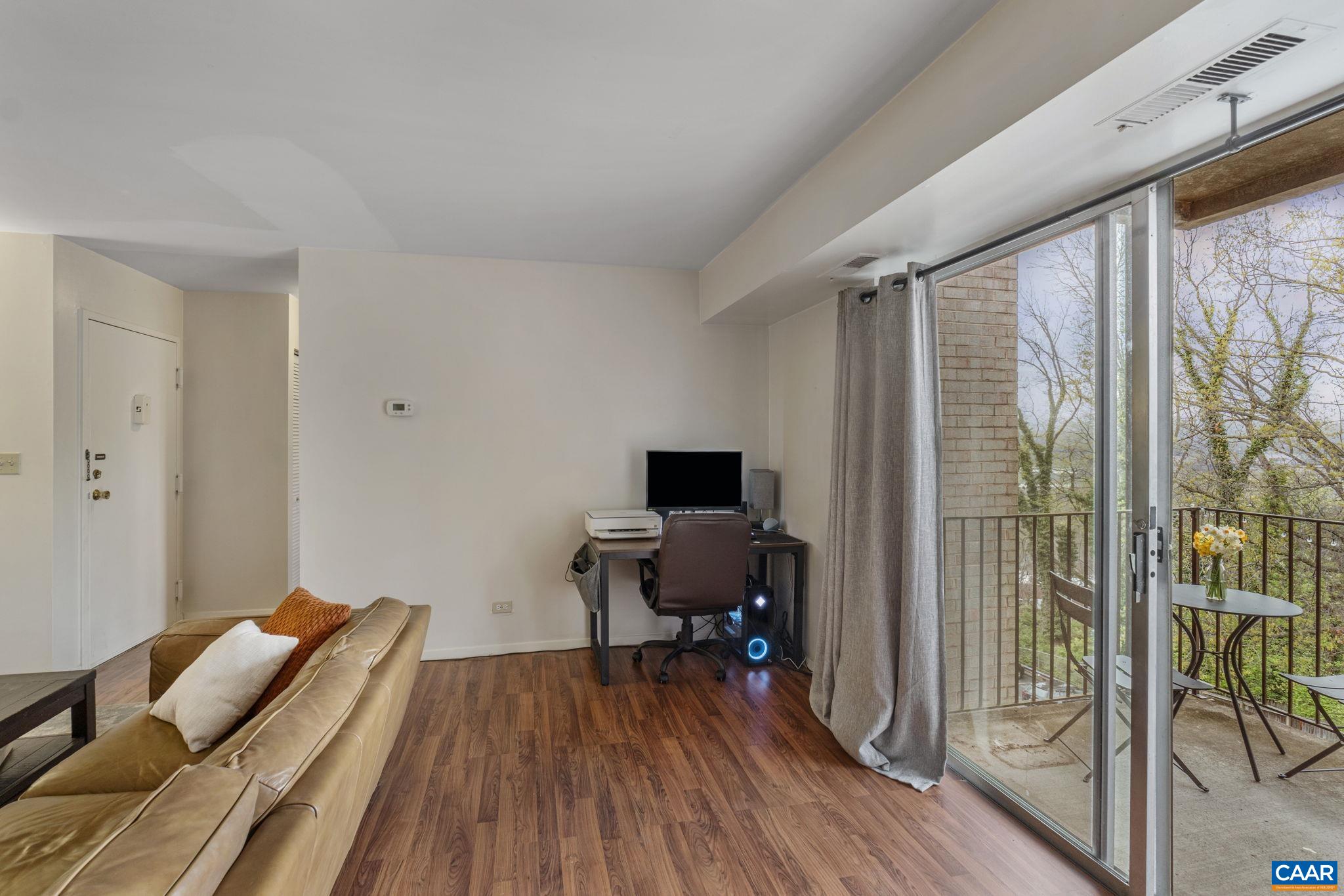 511 1ST ST Unit: 611