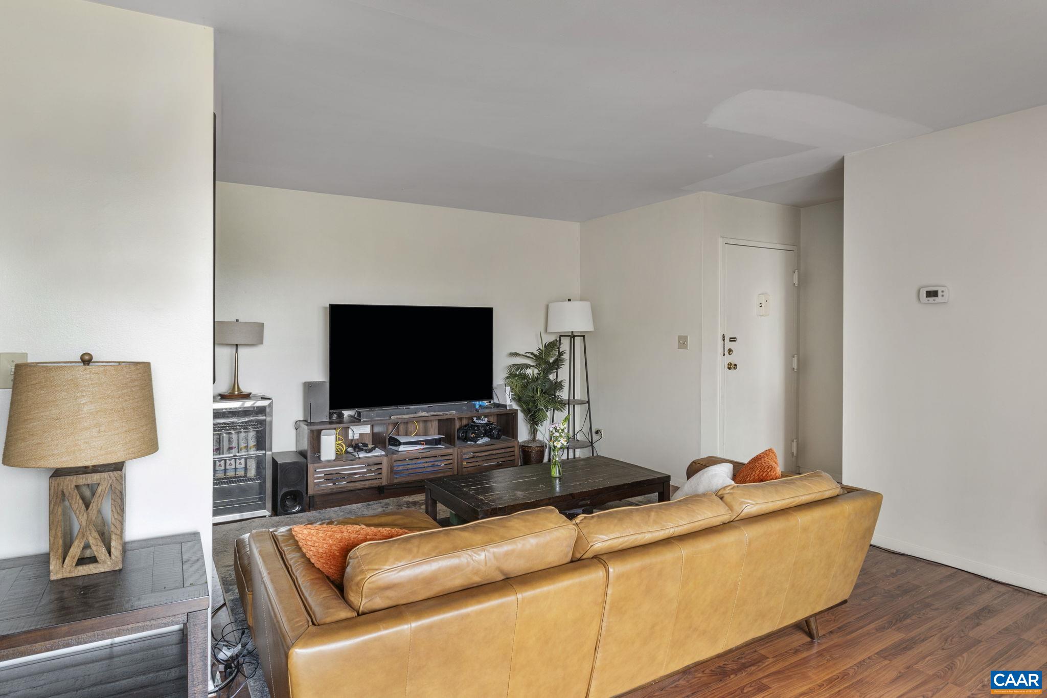 511 1ST ST Unit: 611