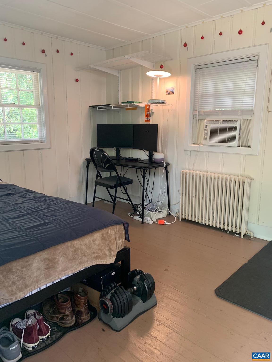 111 CHELSEA DR 5