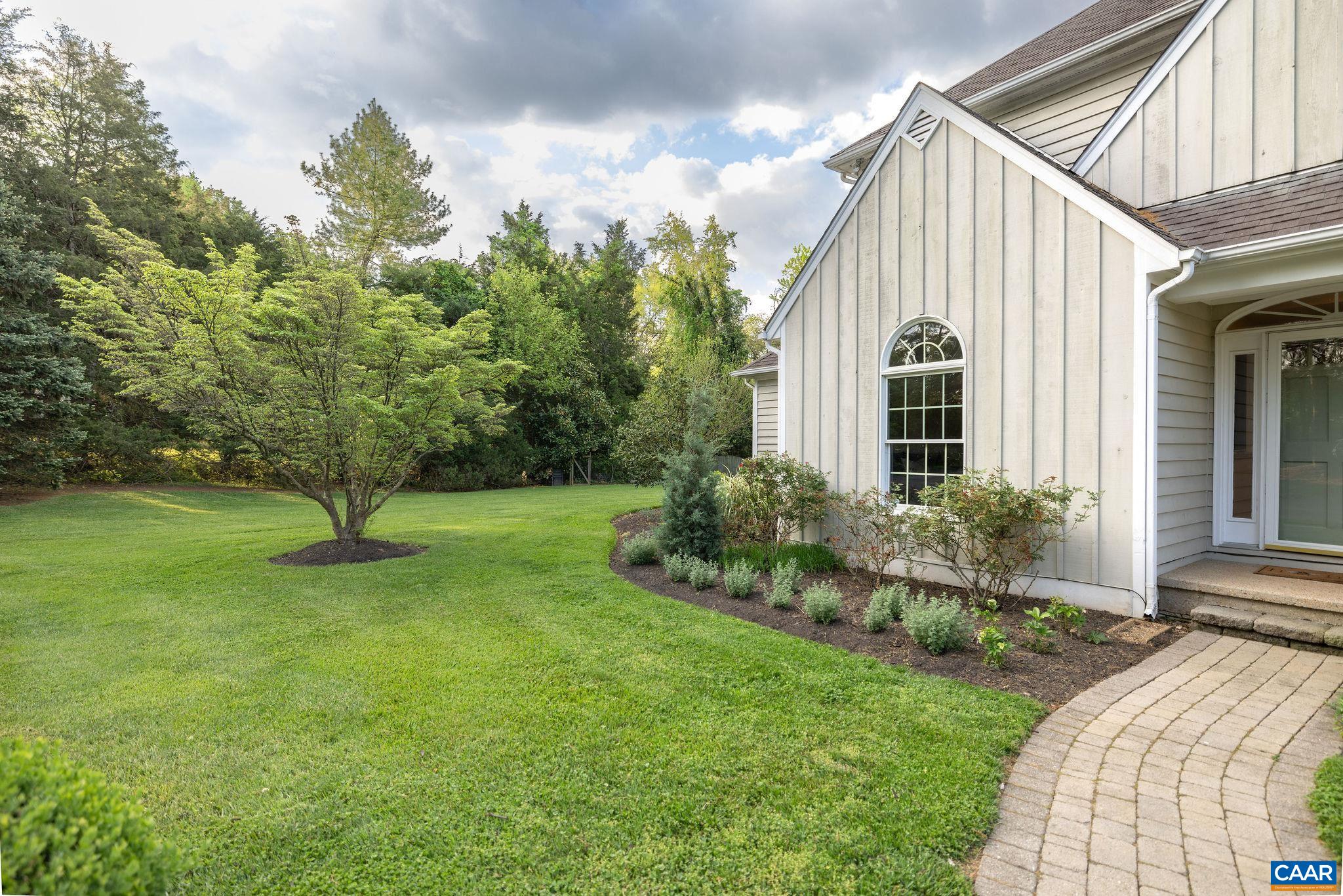 3585 MORGANTOWN RD