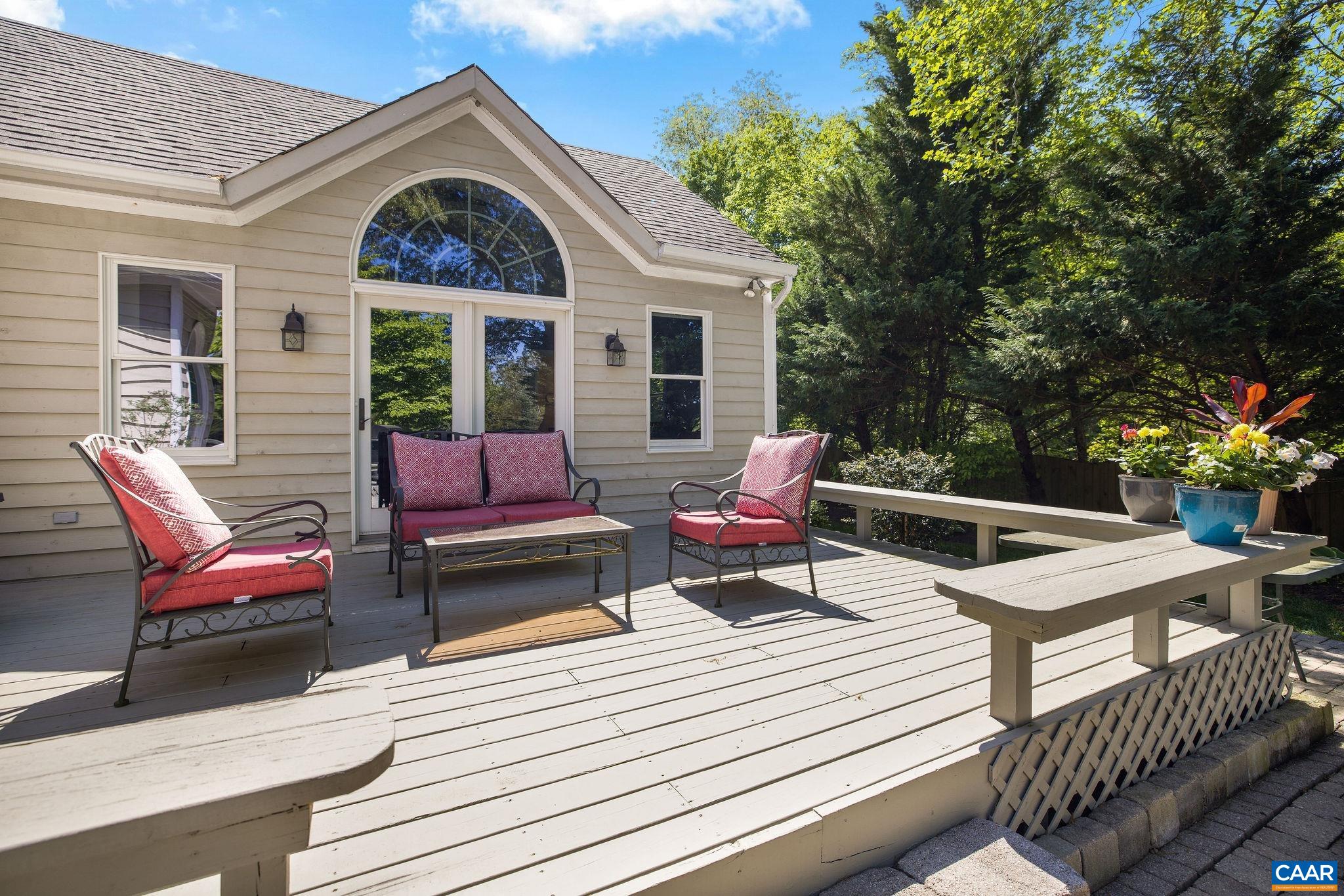 3585 MORGANTOWN RD