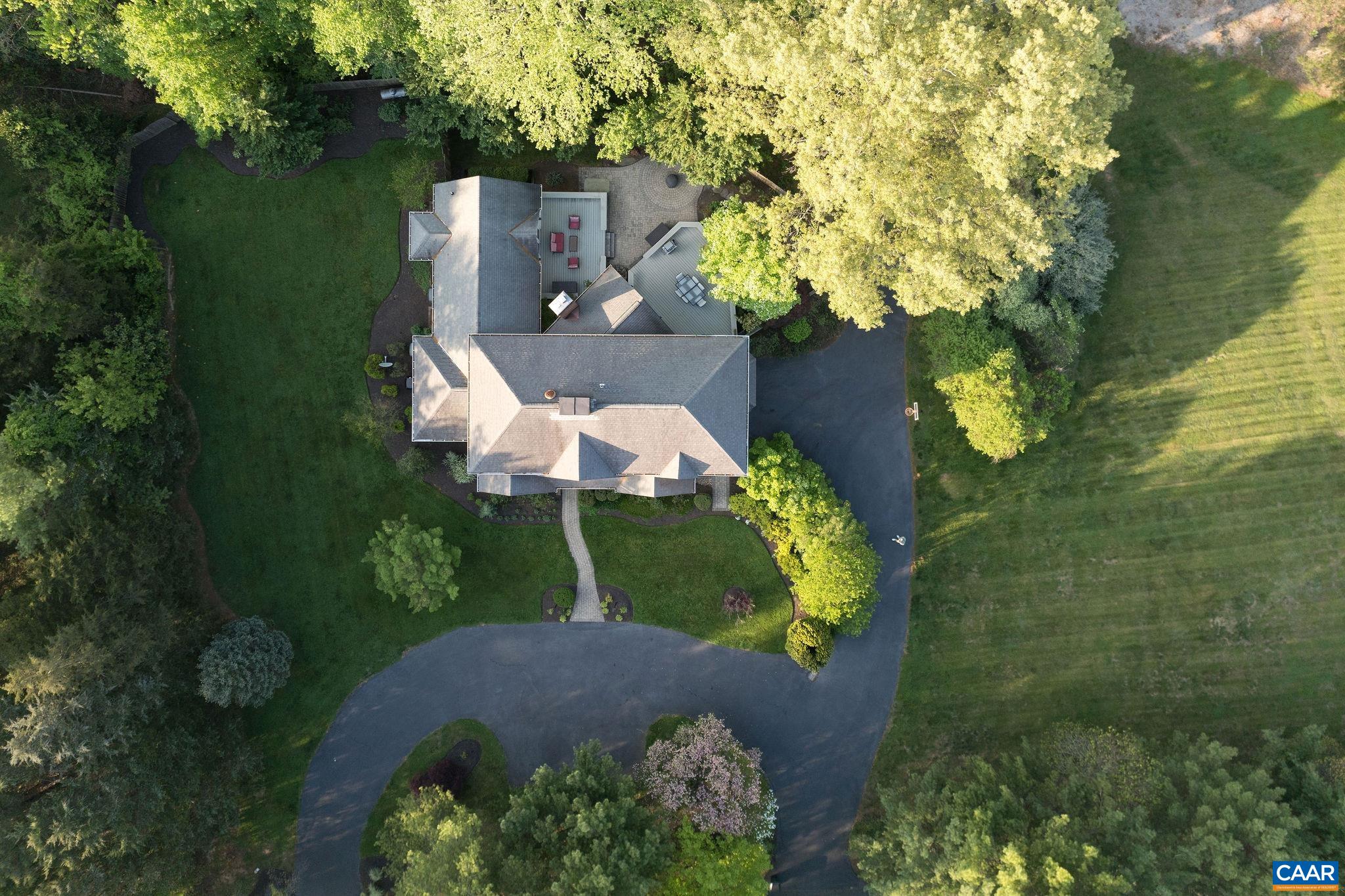 3585 MORGANTOWN RD