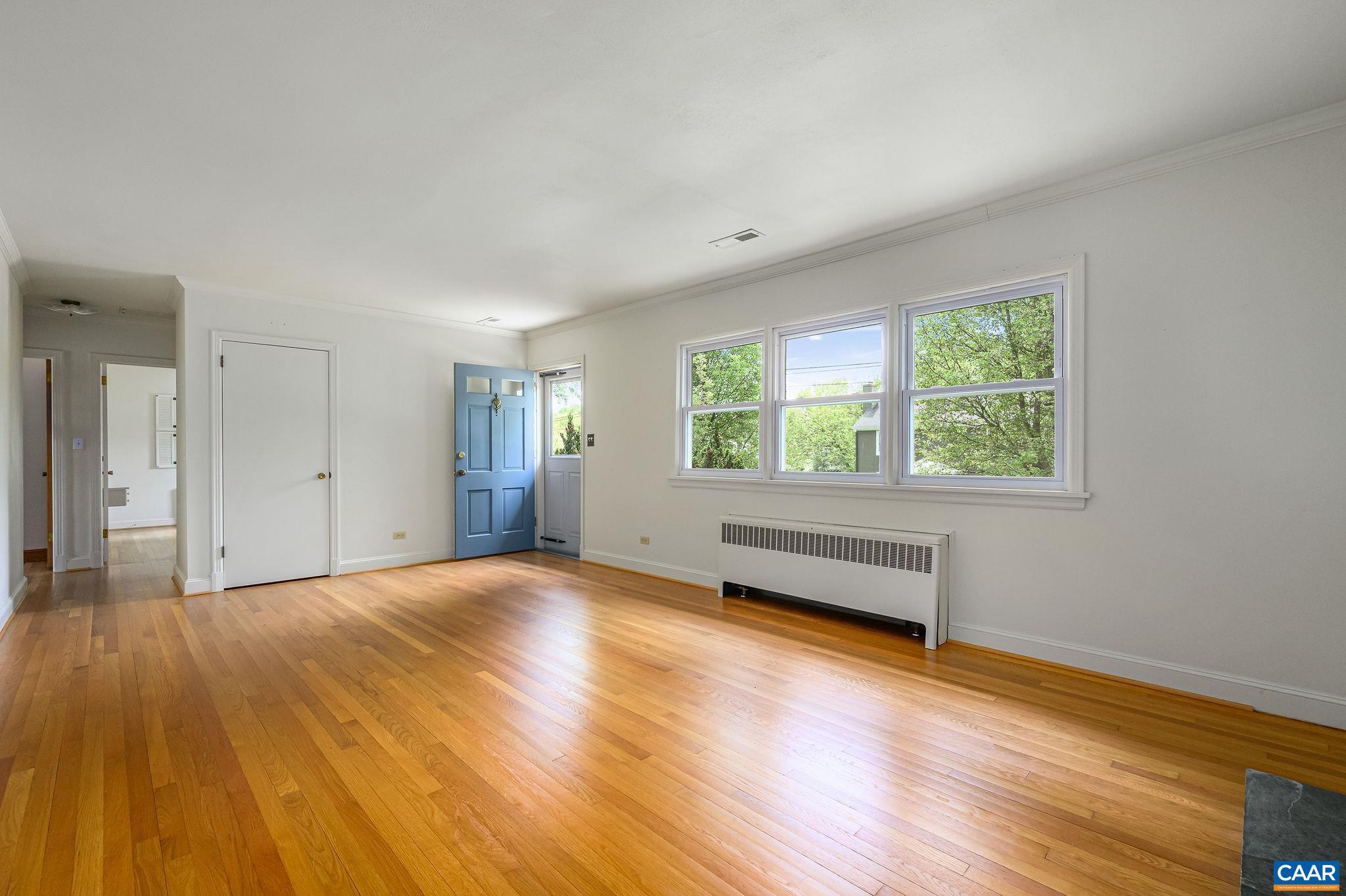 1009 CALHOUN ST