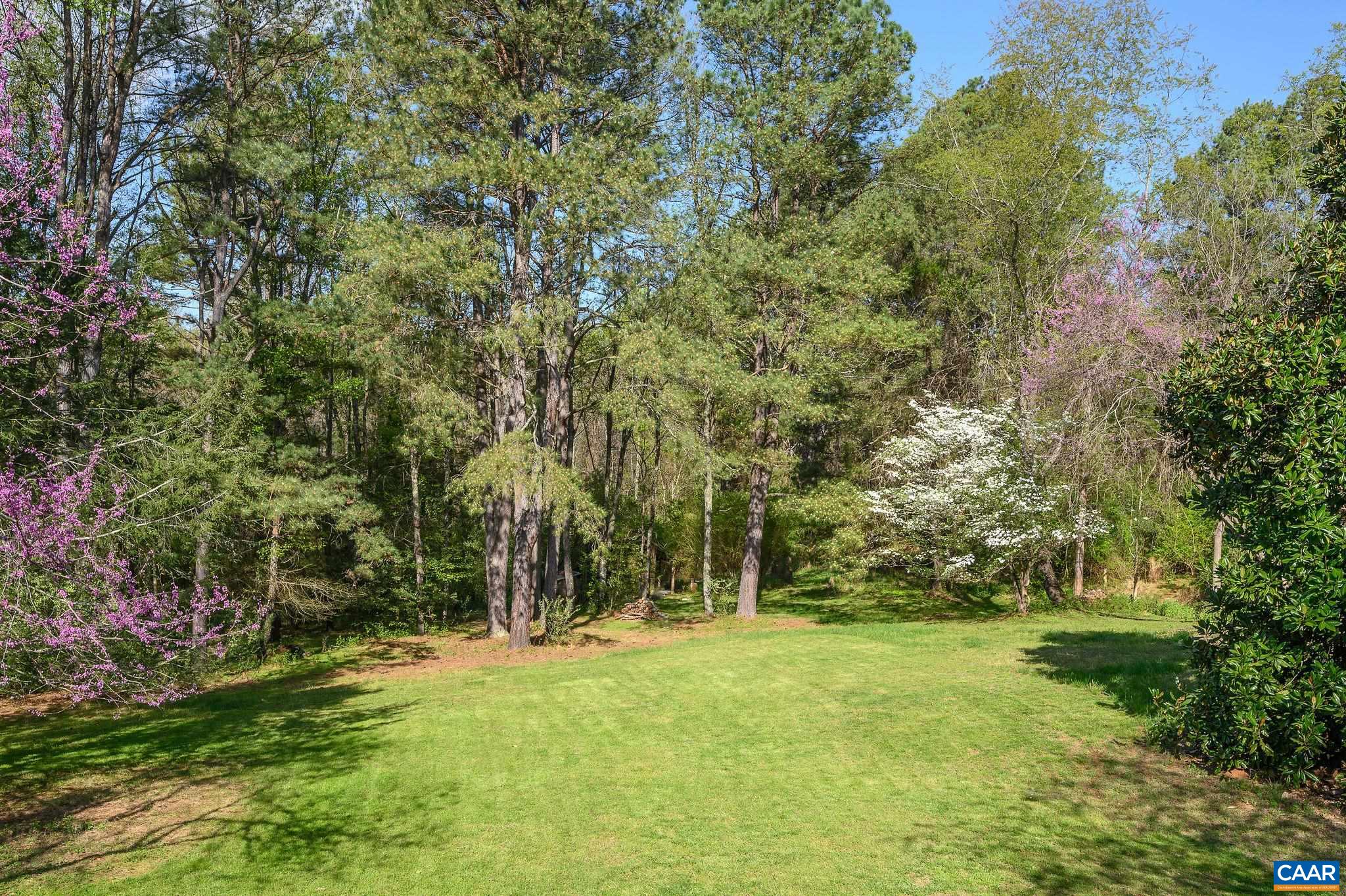 2432 HOLKHAM DR