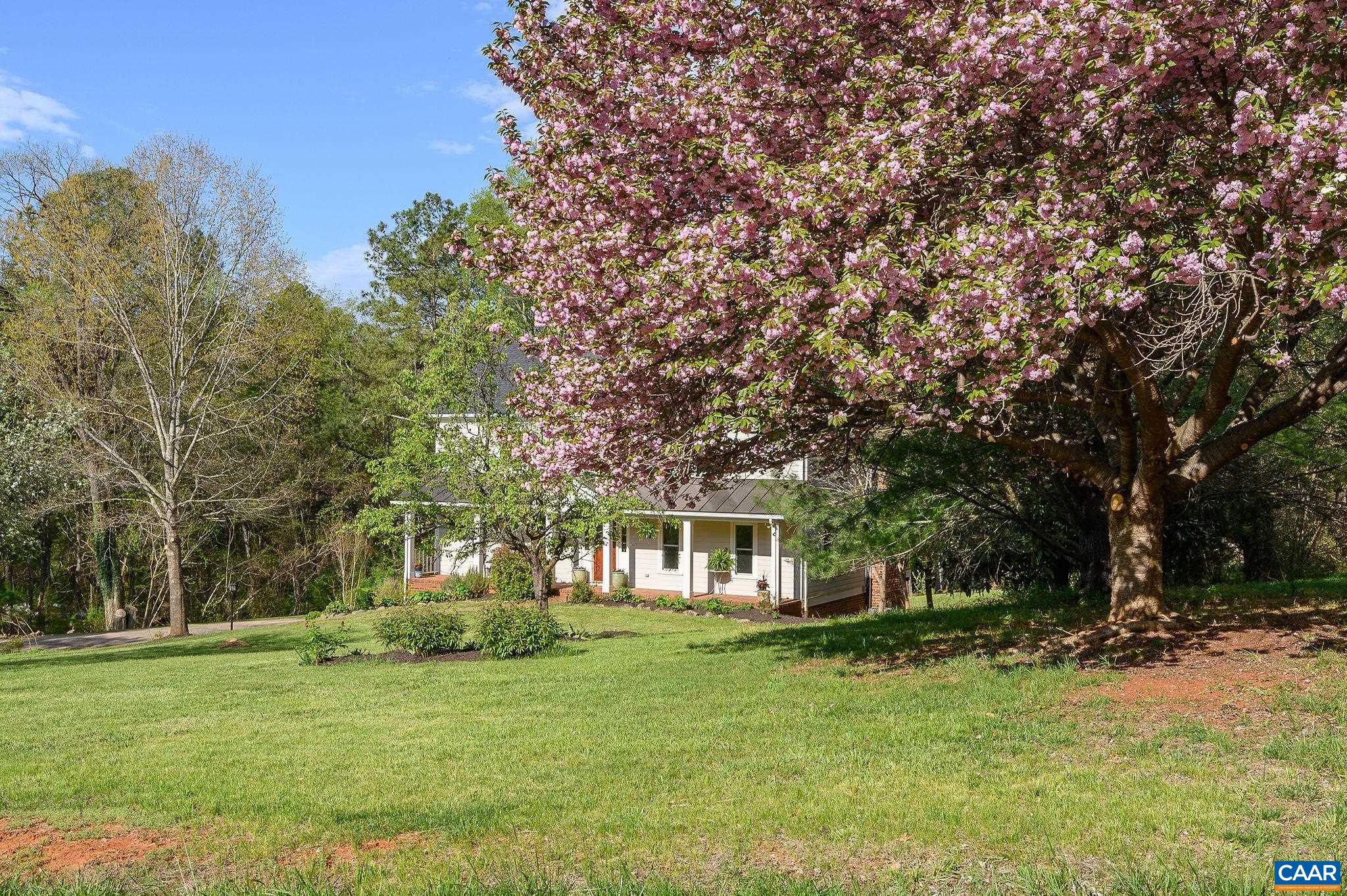 2432 HOLKHAM DR
