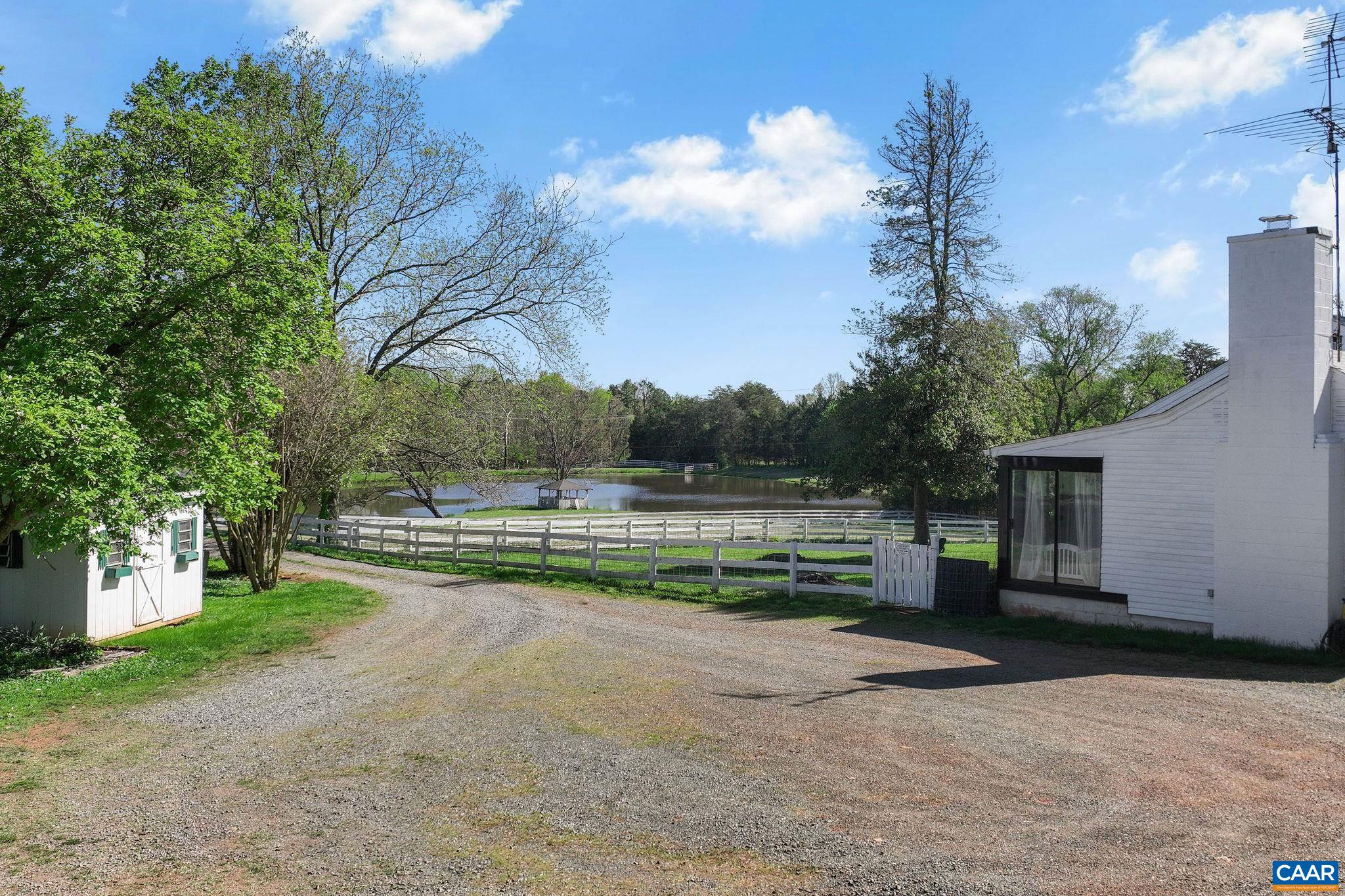 5374 GORDONSVILLE RD