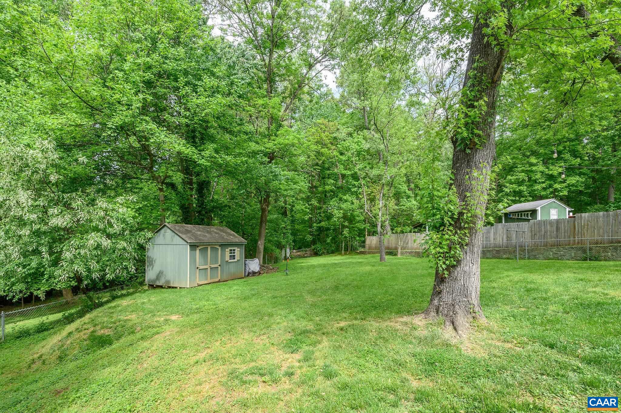 229 AZALEA DR