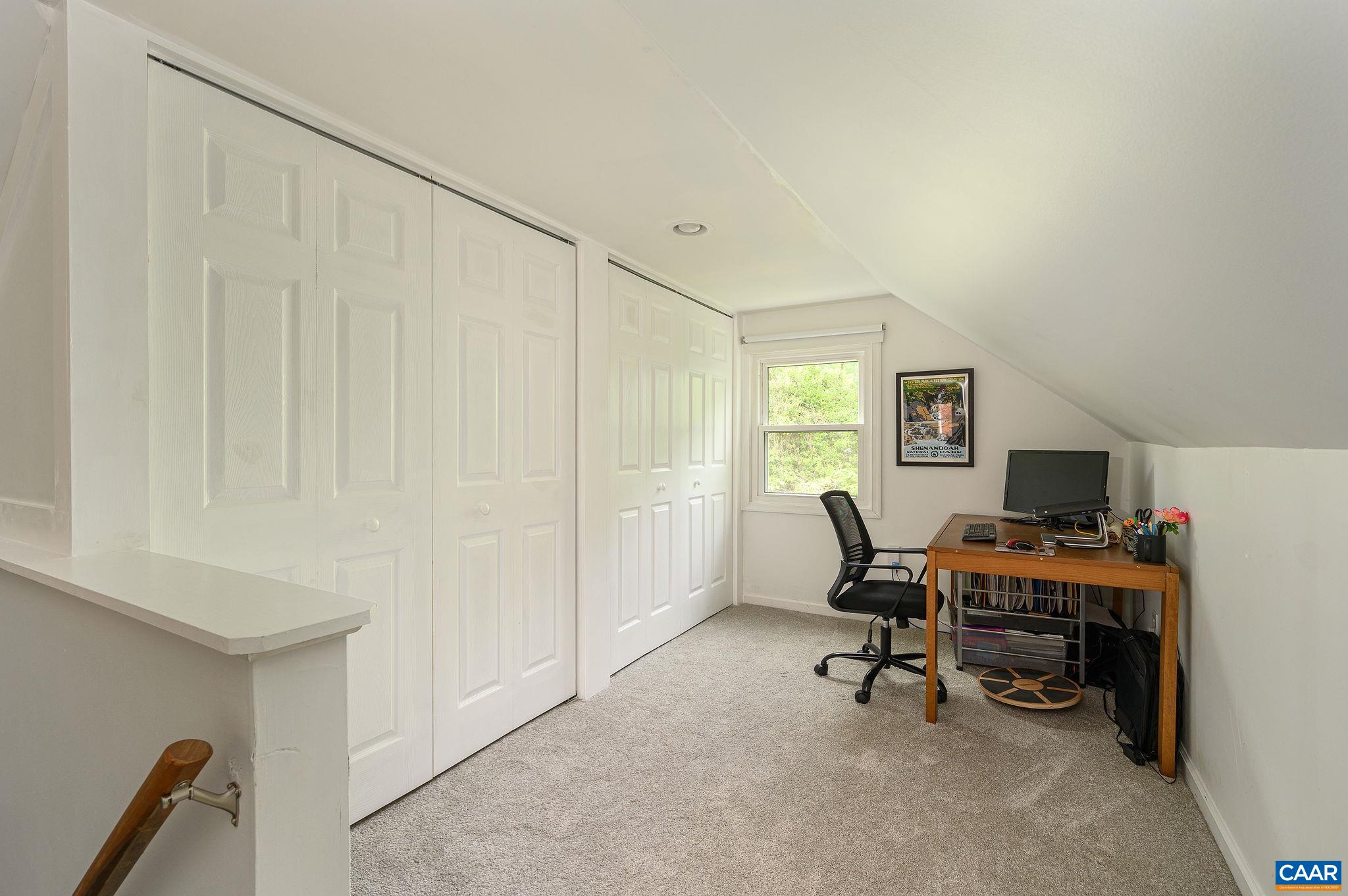 229 AZALEA DR