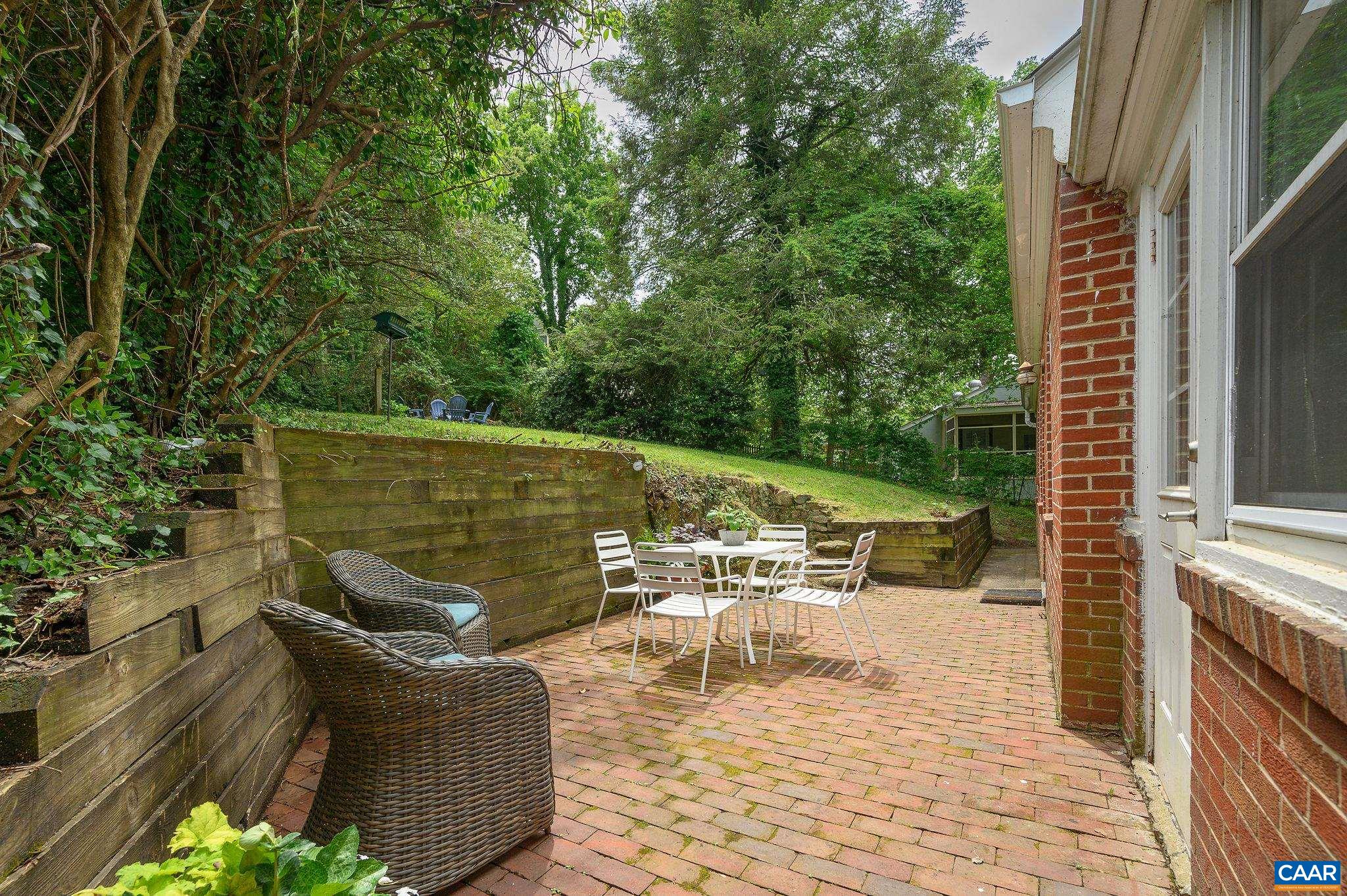 620 MCINTIRE RD