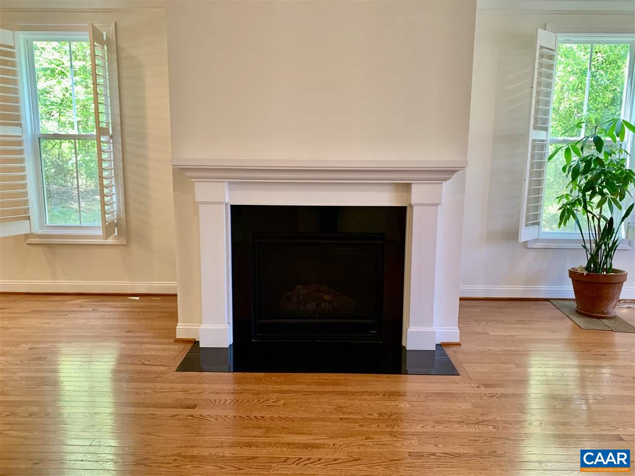 317 POPLAR GLEN CT