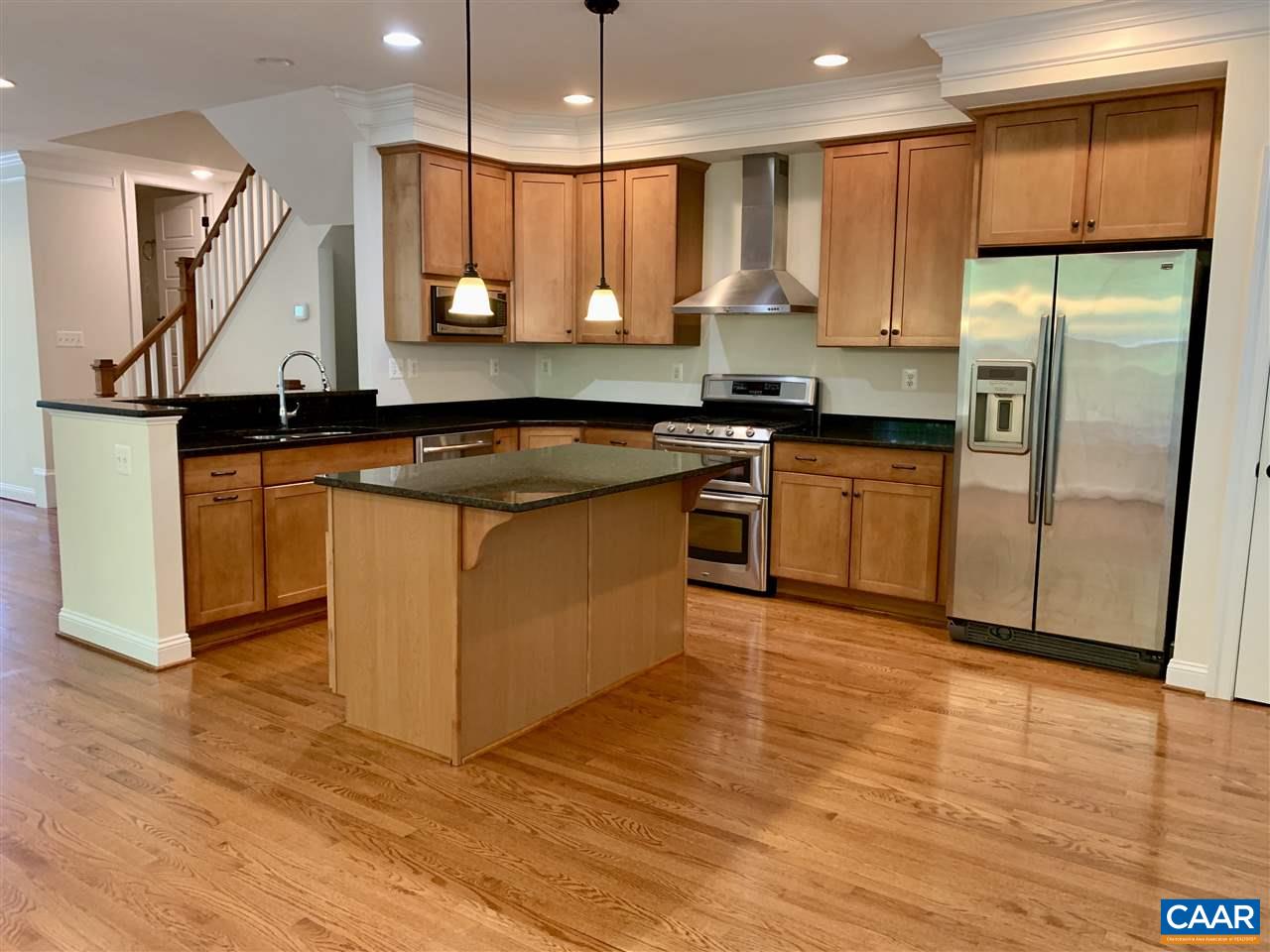 317 POPLAR GLEN CT