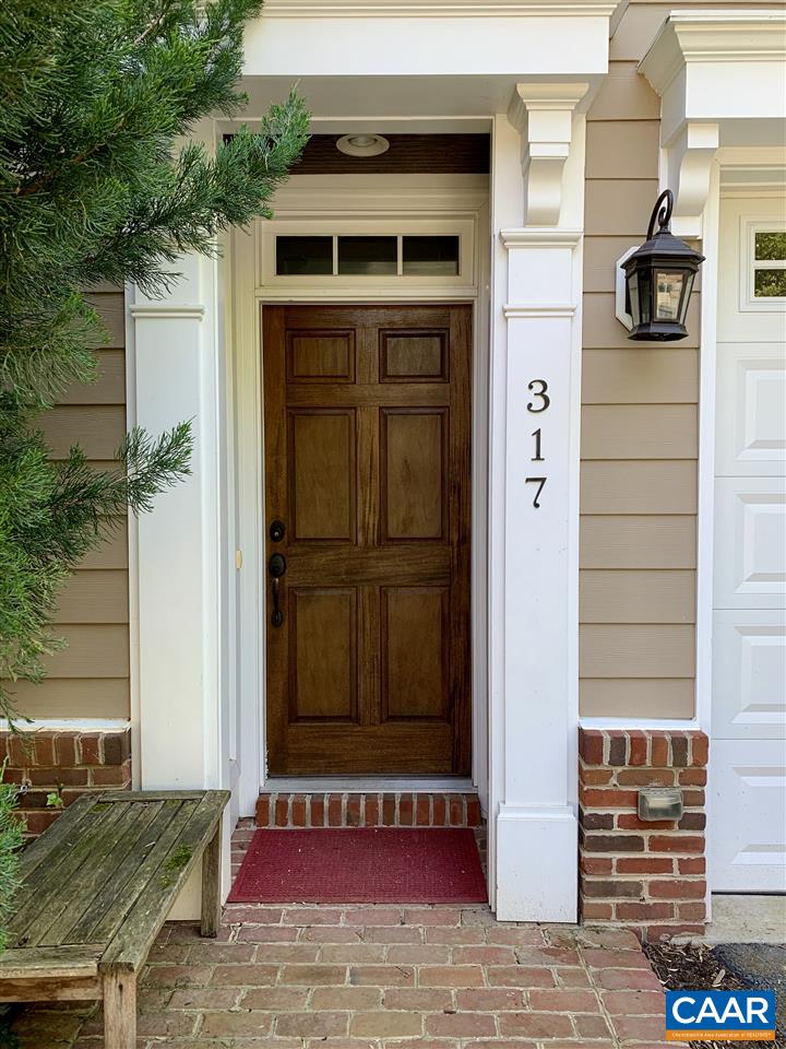 317 POPLAR GLEN CT