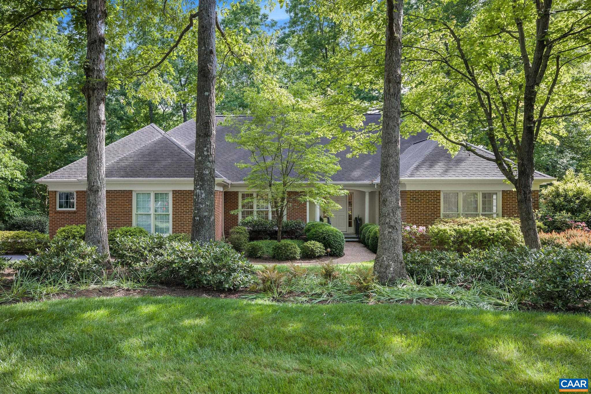 1534 KINROSS LN