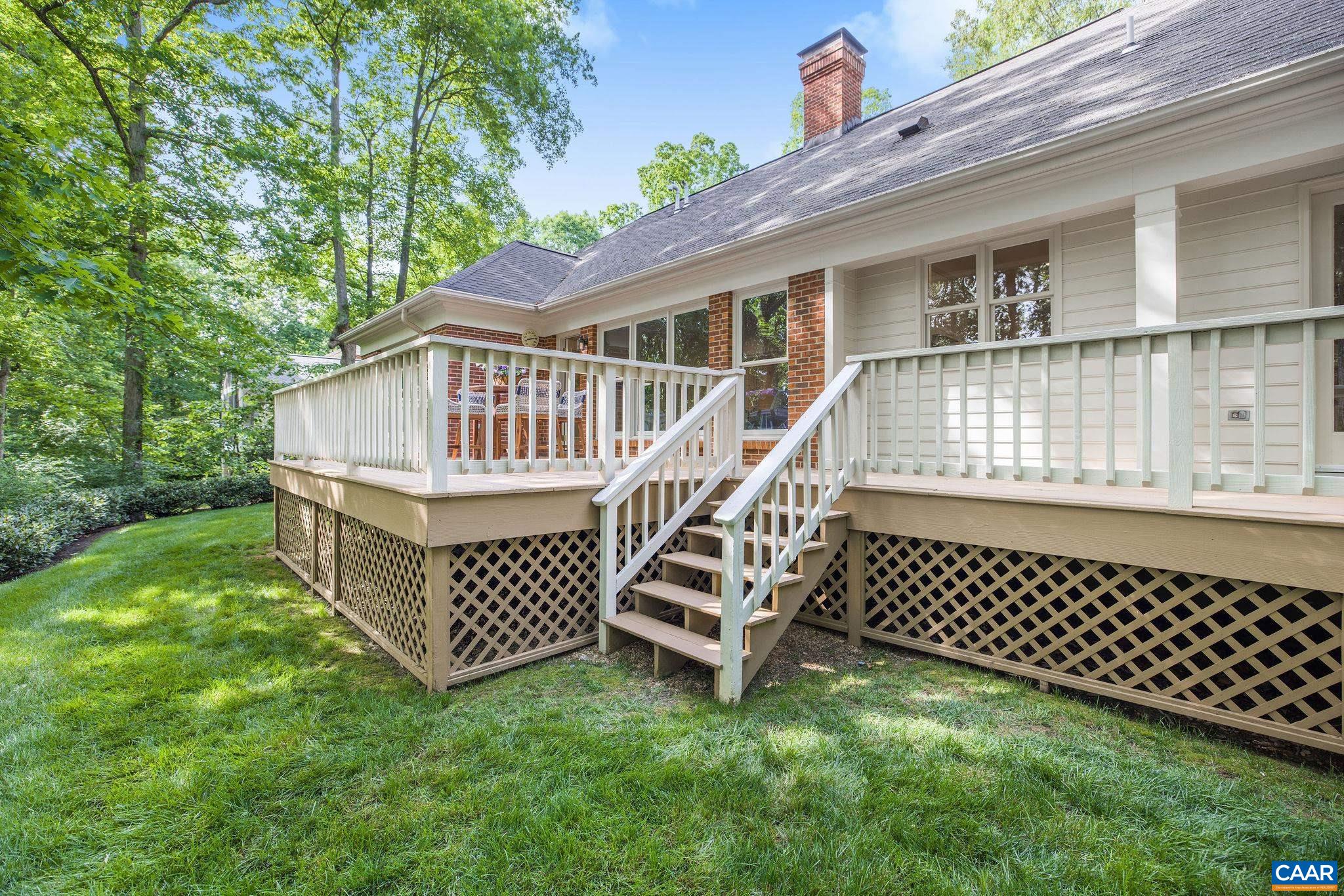 1534 KINROSS LN