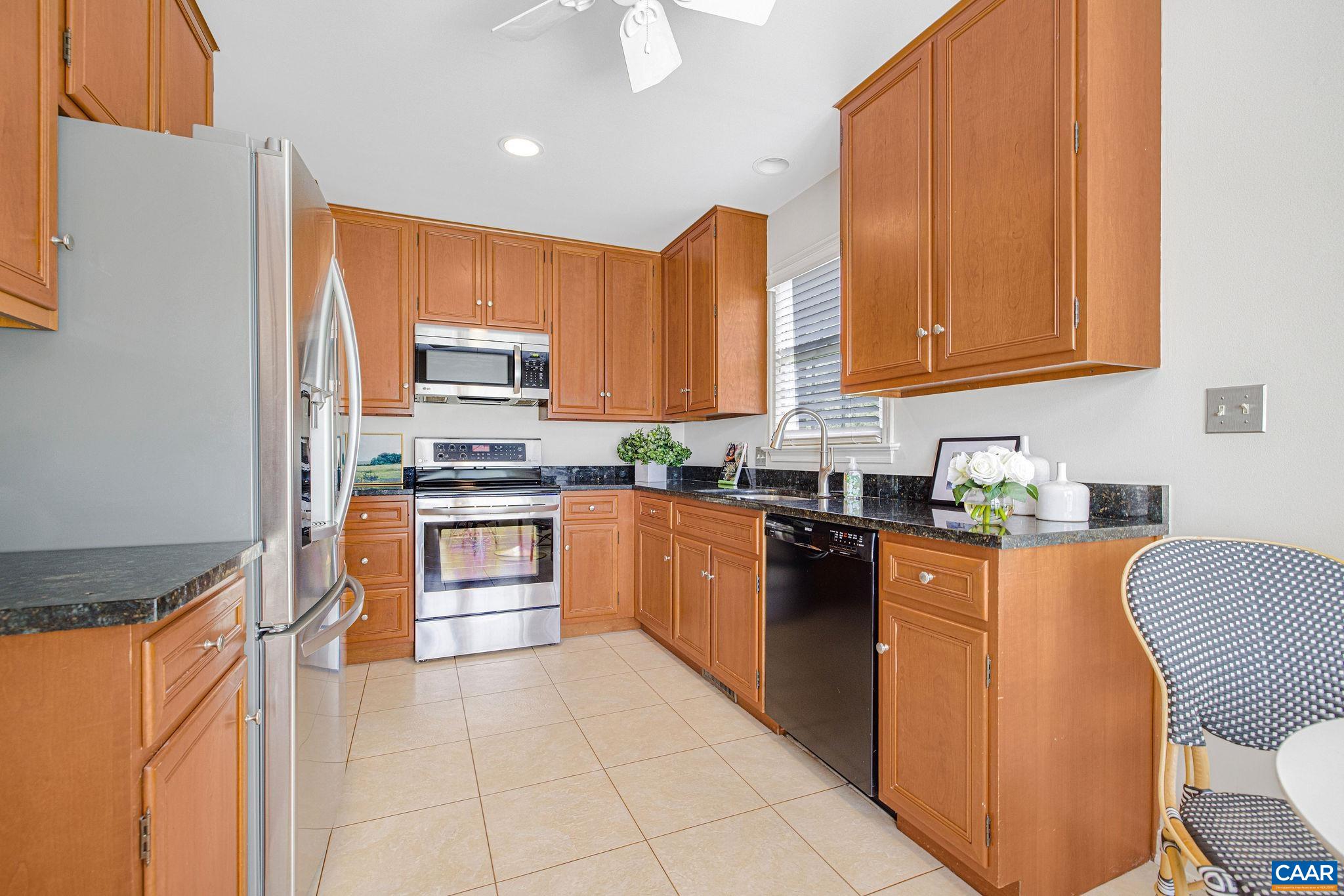 542 WORTHINGTON DR
