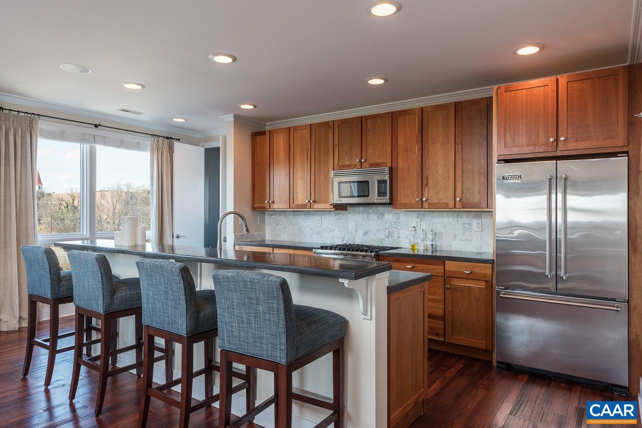 200 GARRETT ST Unit: 401