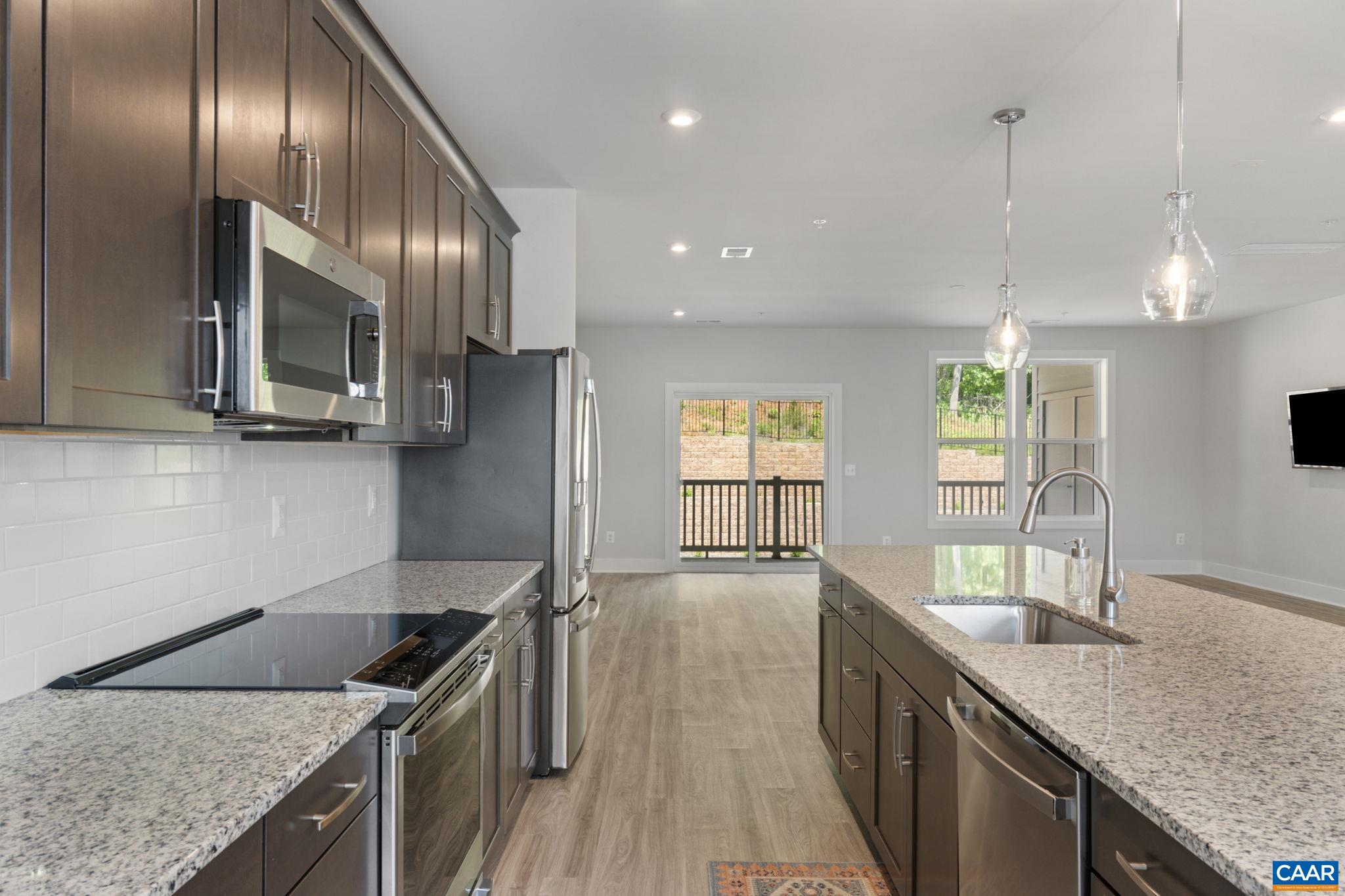 811 WESLEY LN Unit: B