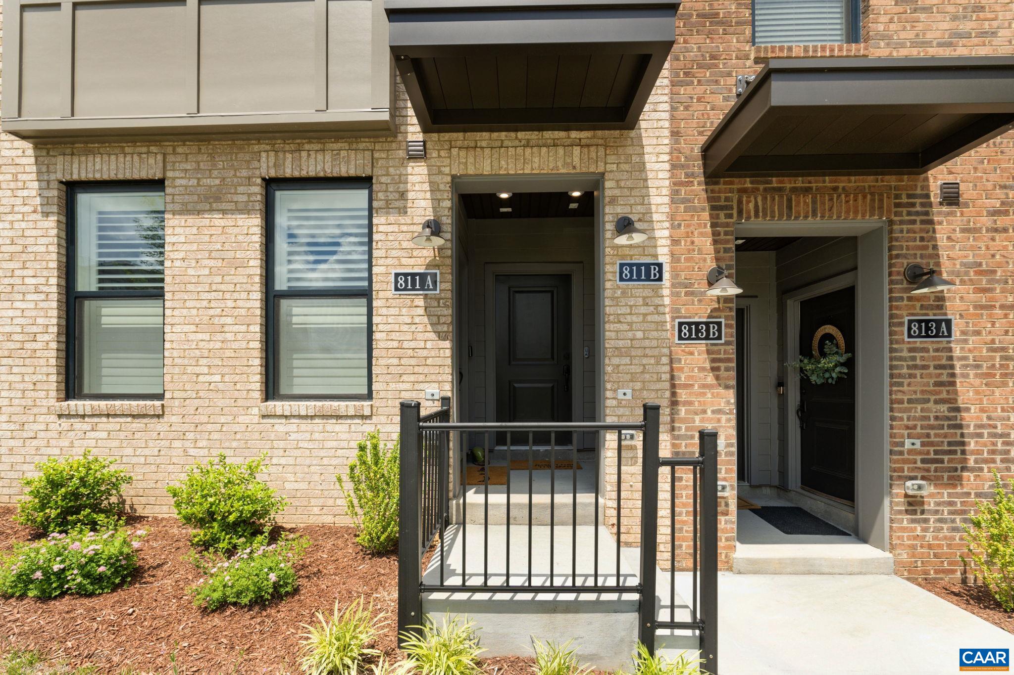 811 WESLEY LN Unit: B