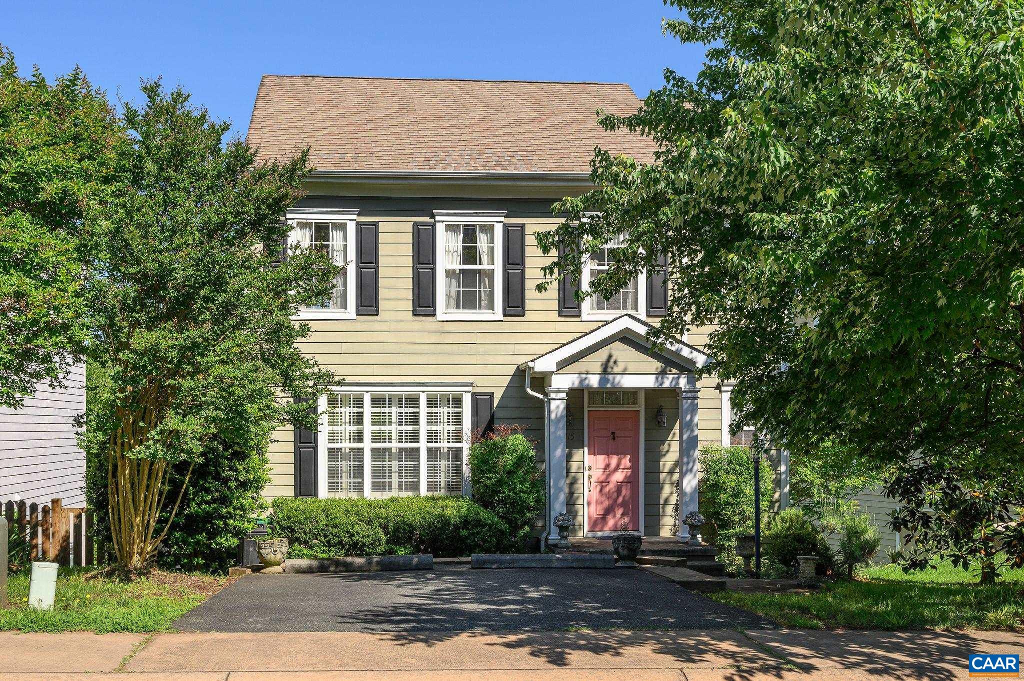 1115 SAINT CHARLES CT