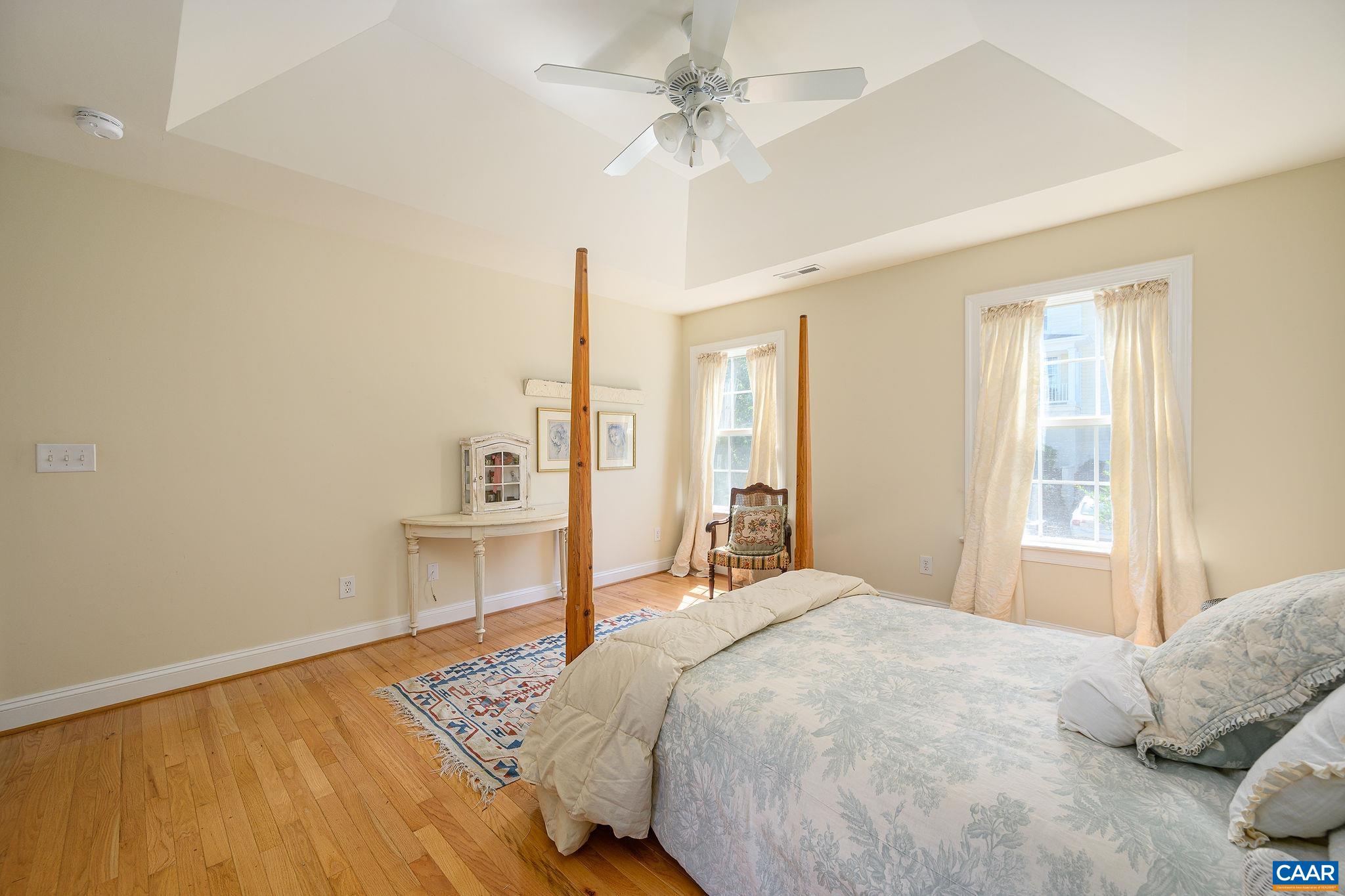 1115 SAINT CHARLES CT