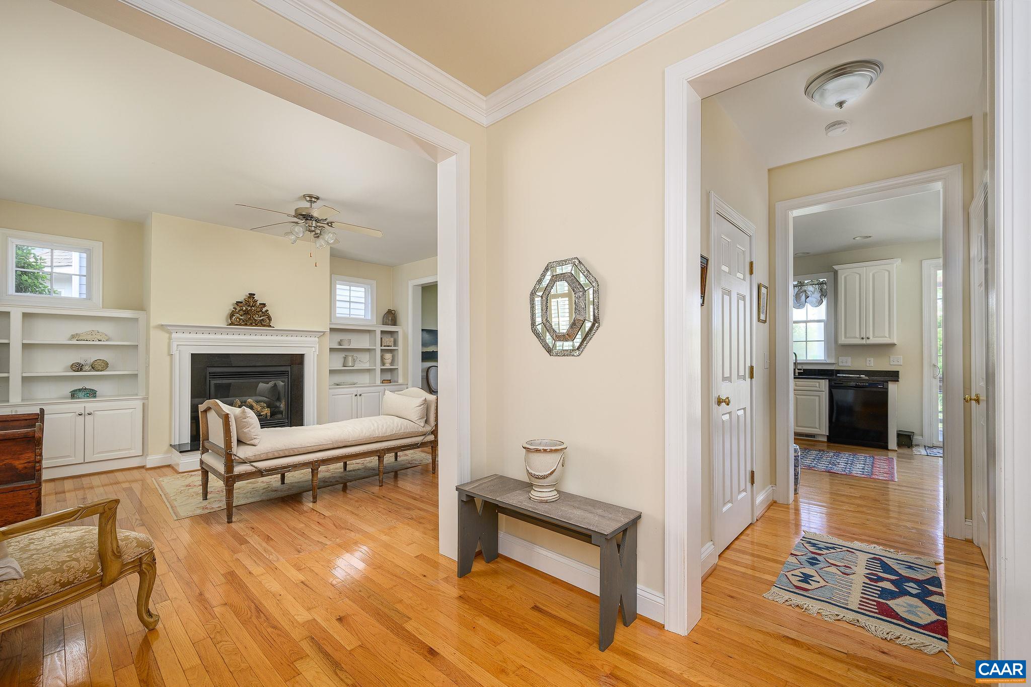 1115 SAINT CHARLES CT