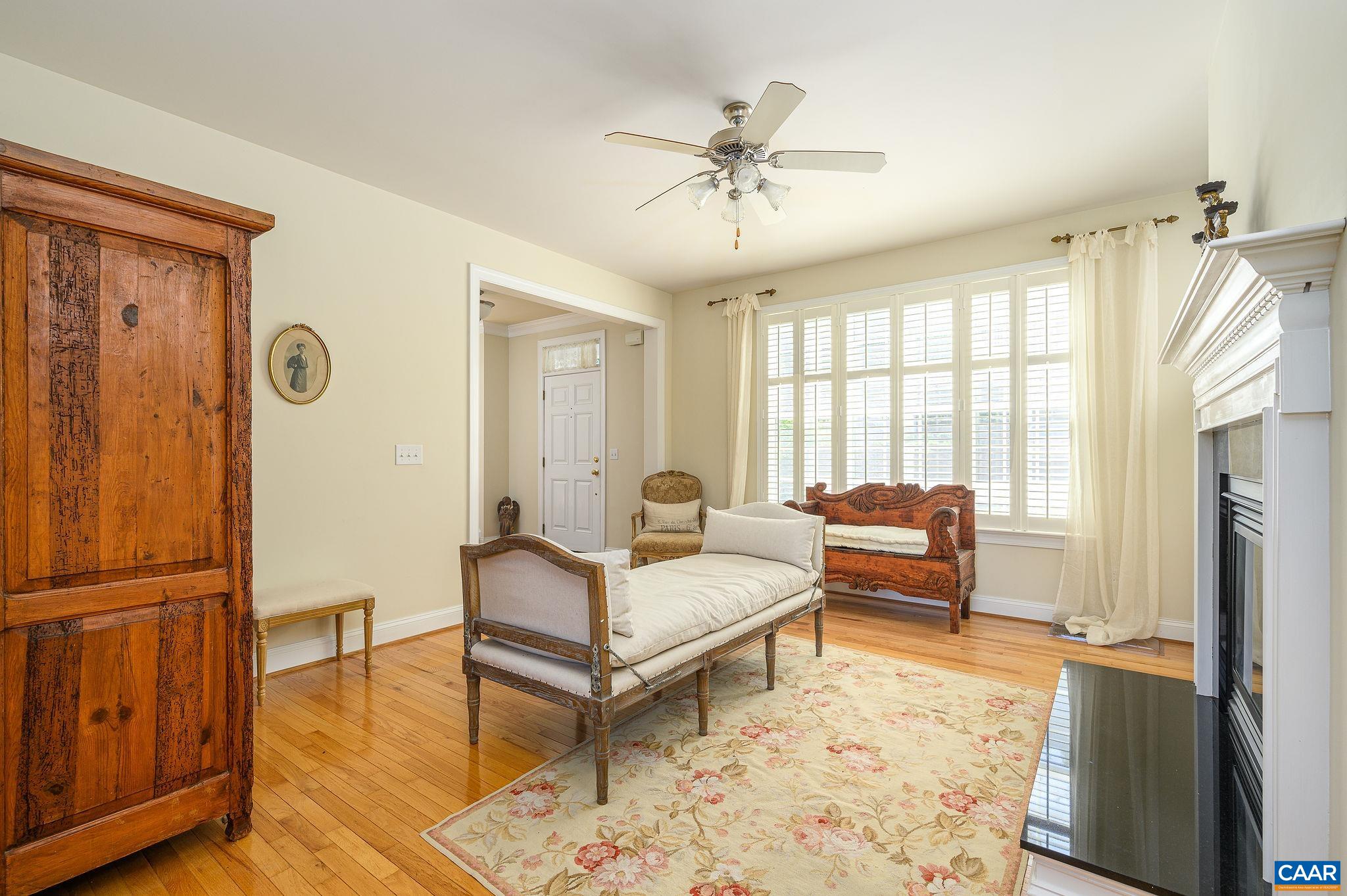1115 SAINT CHARLES CT