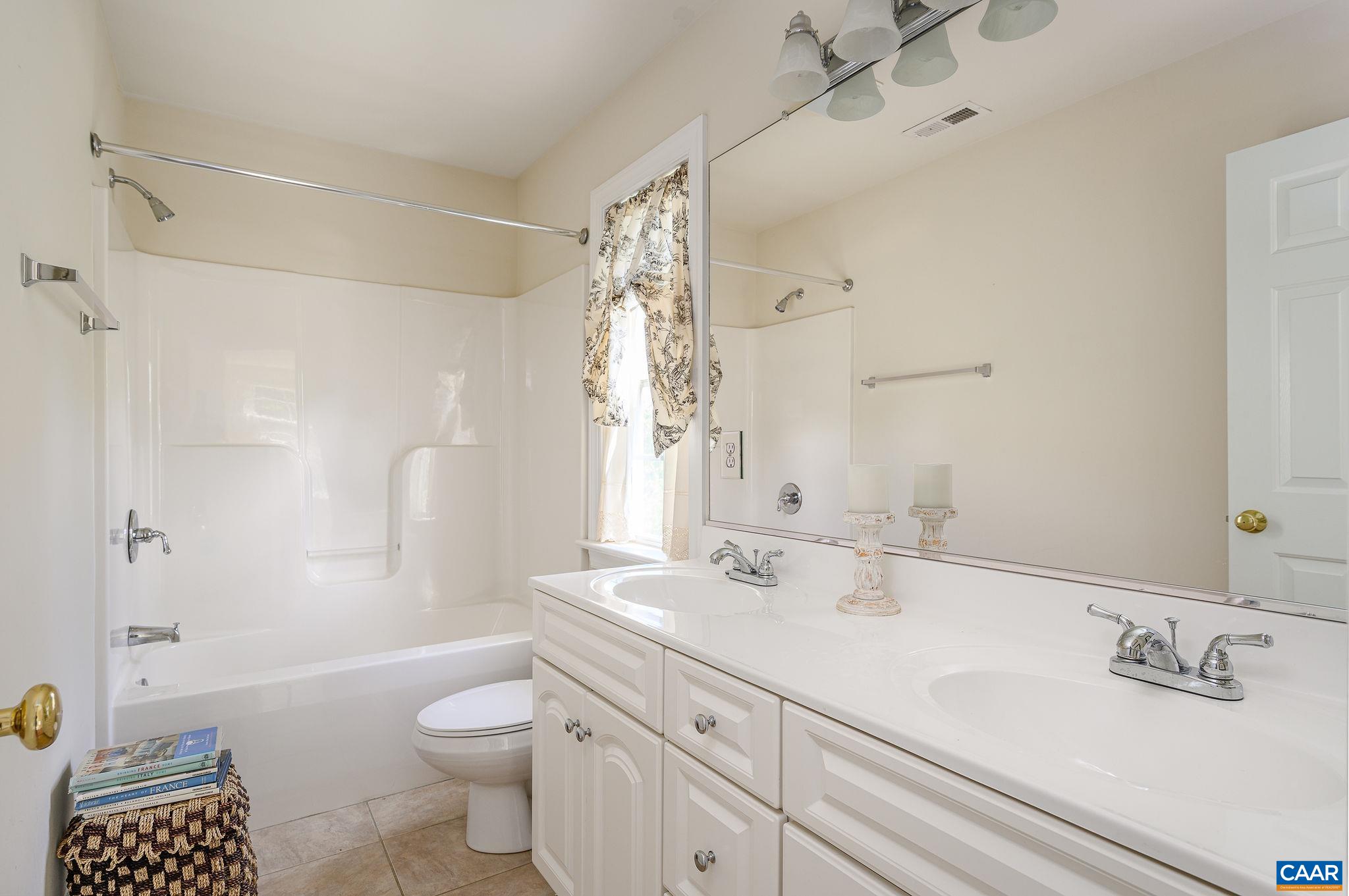 1115 SAINT CHARLES CT