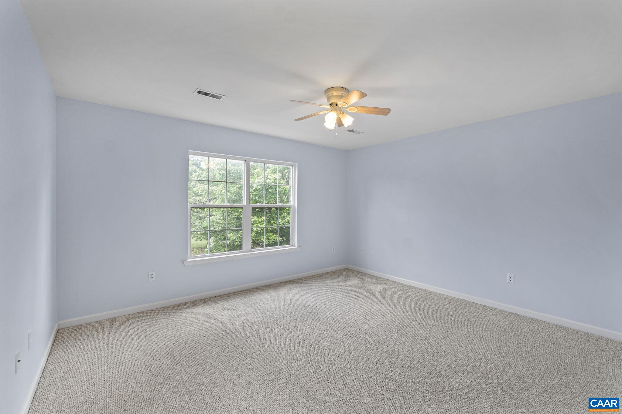 196 BUTTERCUP LN