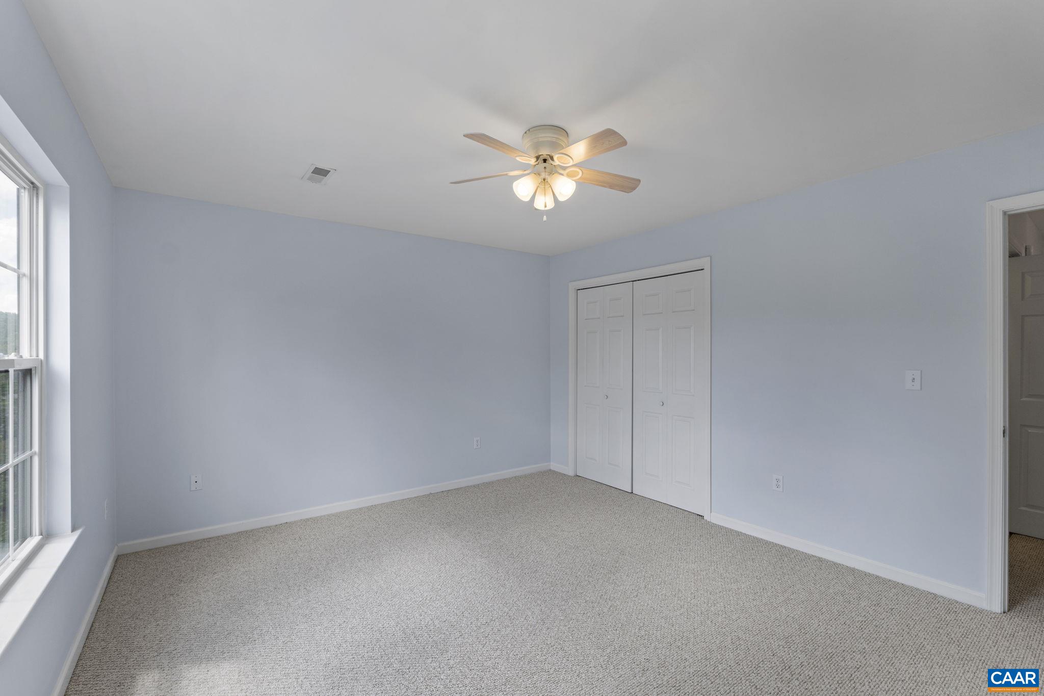 196 BUTTERCUP LN