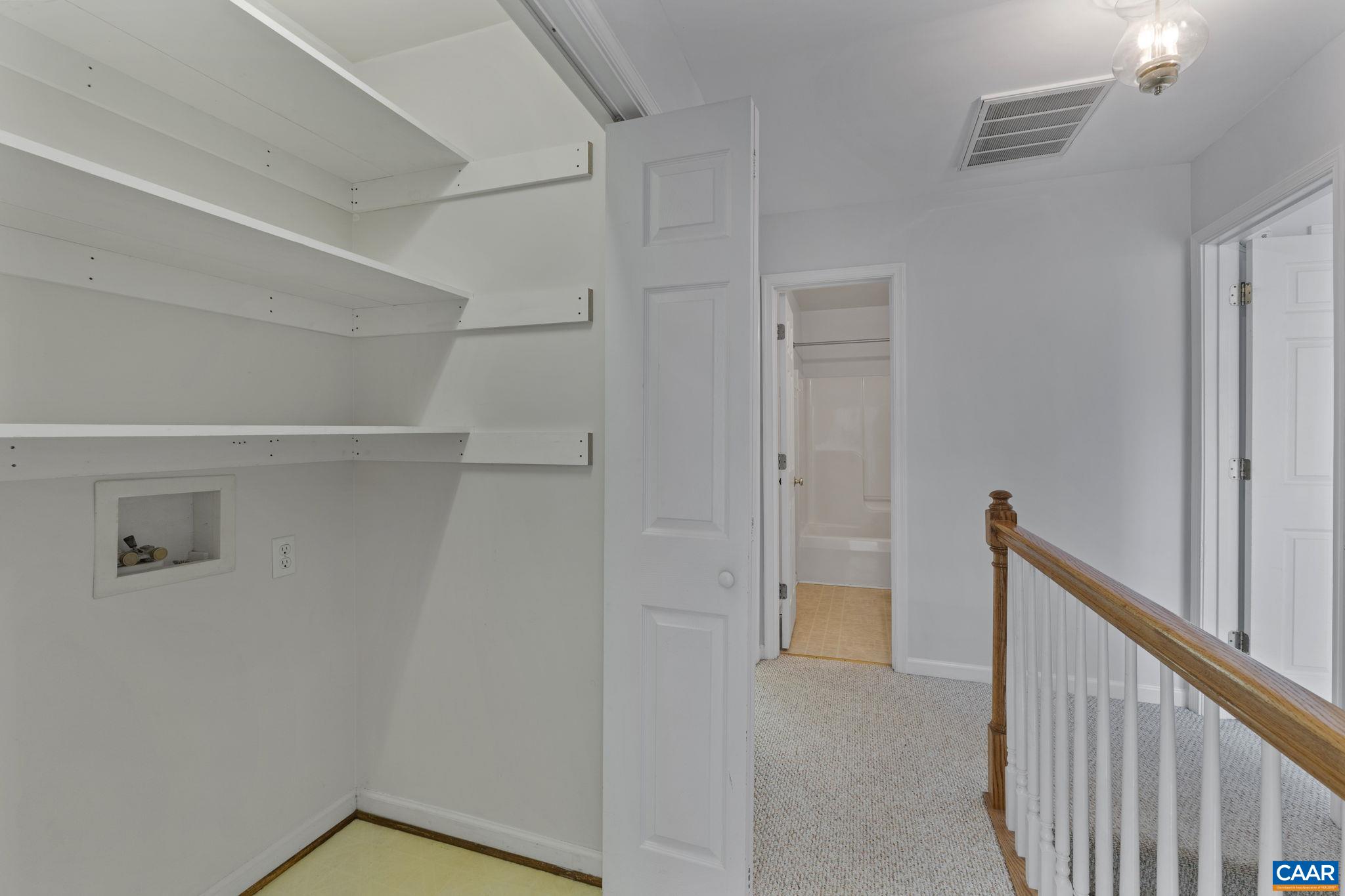 196 BUTTERCUP LN