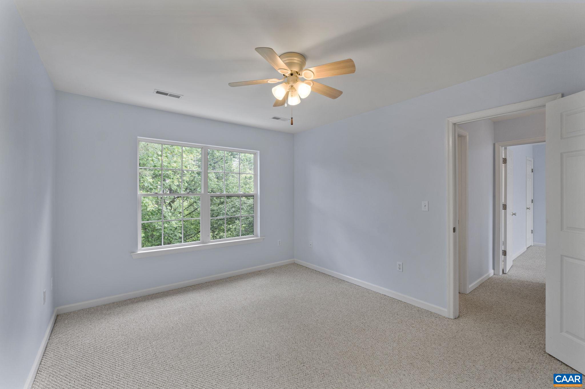 196 BUTTERCUP LN
