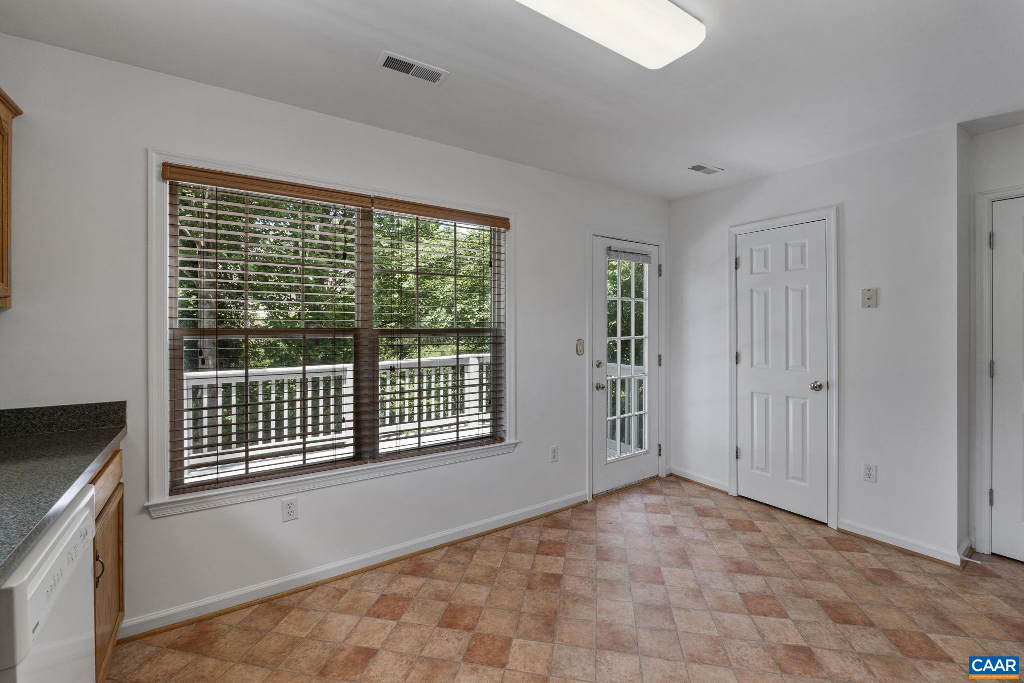 196 BUTTERCUP LN