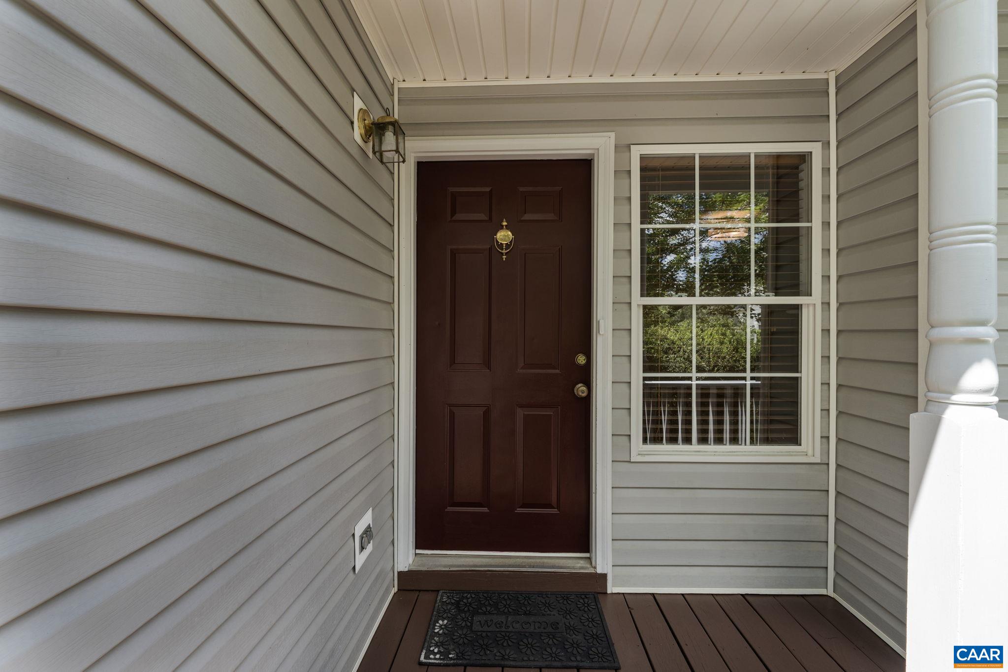 196 BUTTERCUP LN