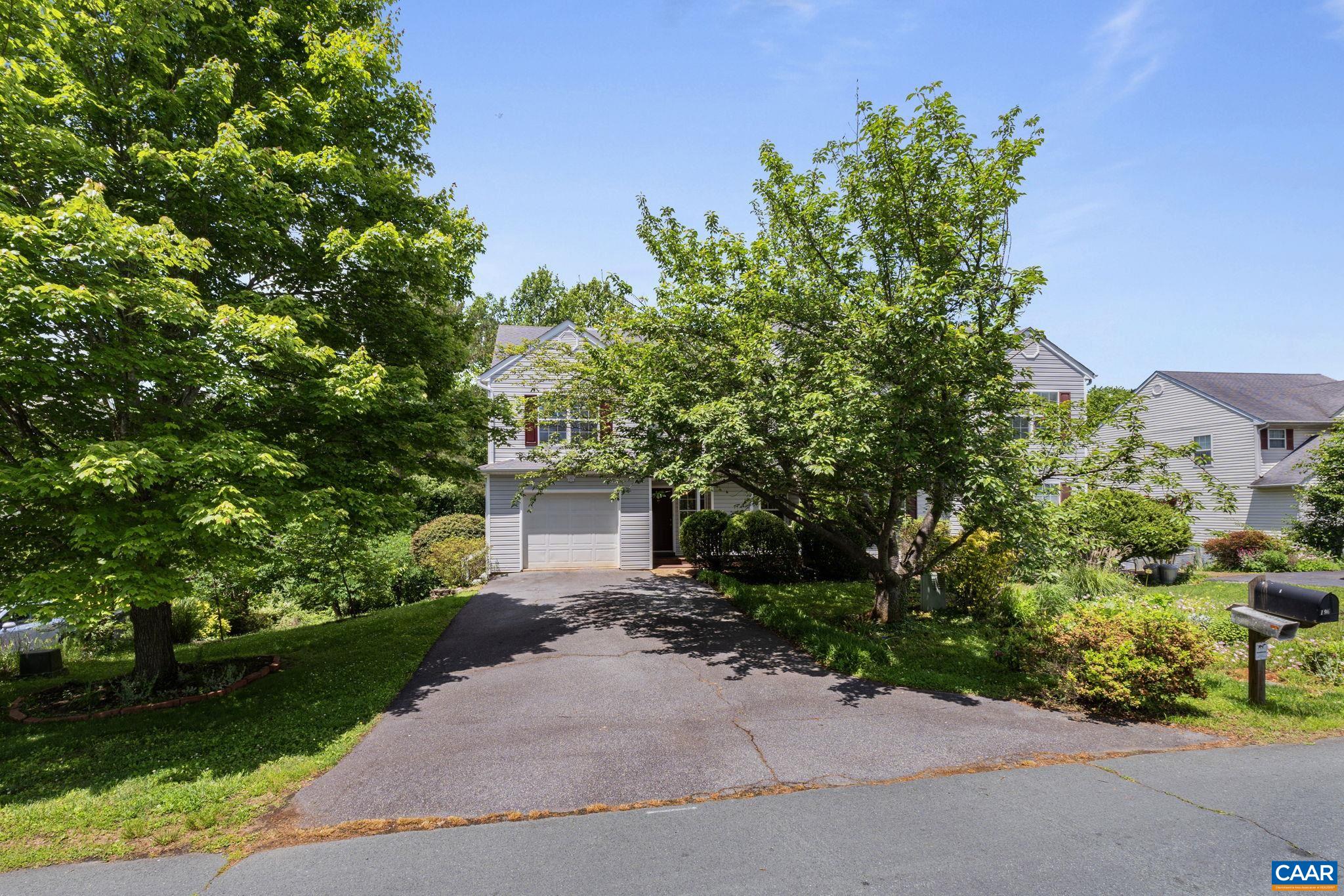 196 BUTTERCUP LN