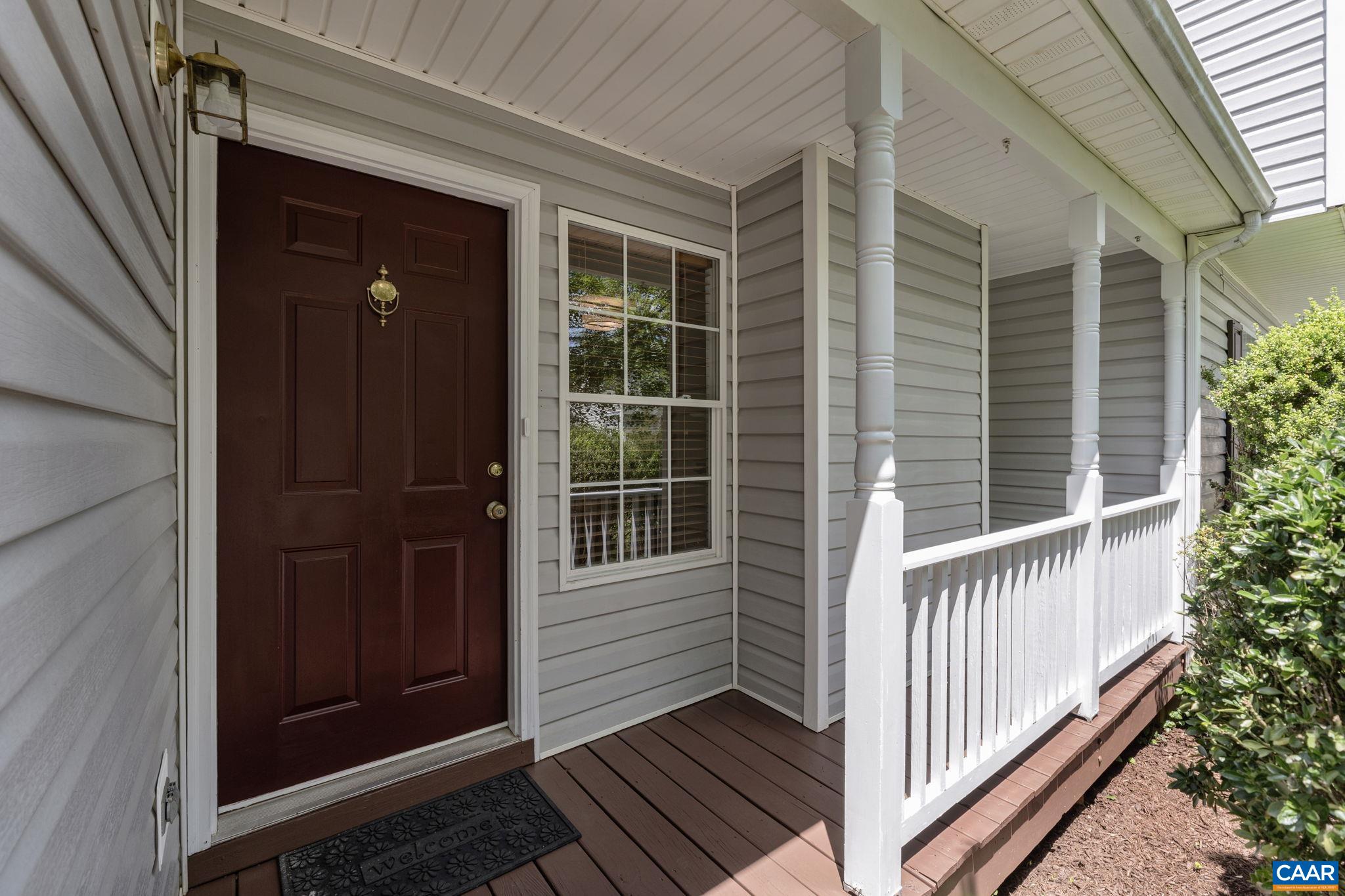 196 BUTTERCUP LN