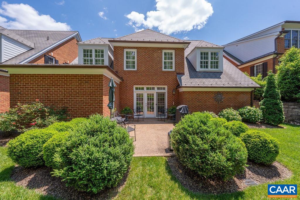 825 COLRIDGE DR