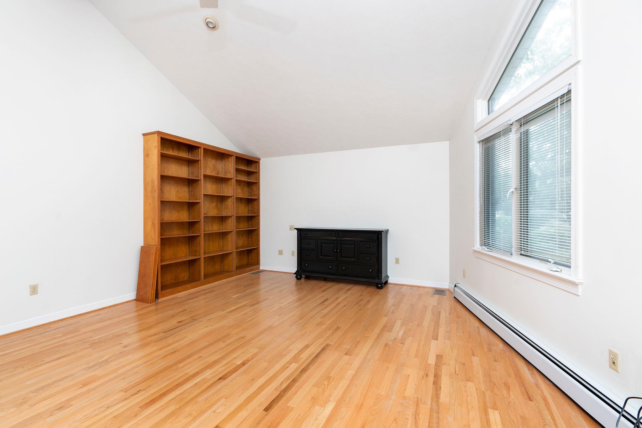 811 JEFFERSON AVE