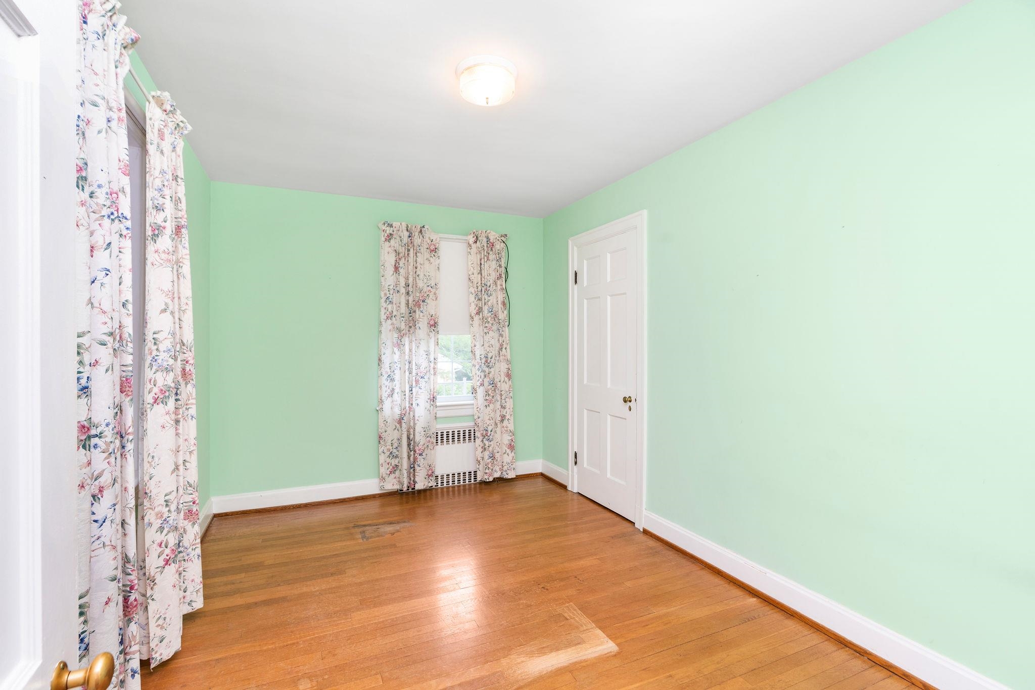 811 JEFFERSON AVE