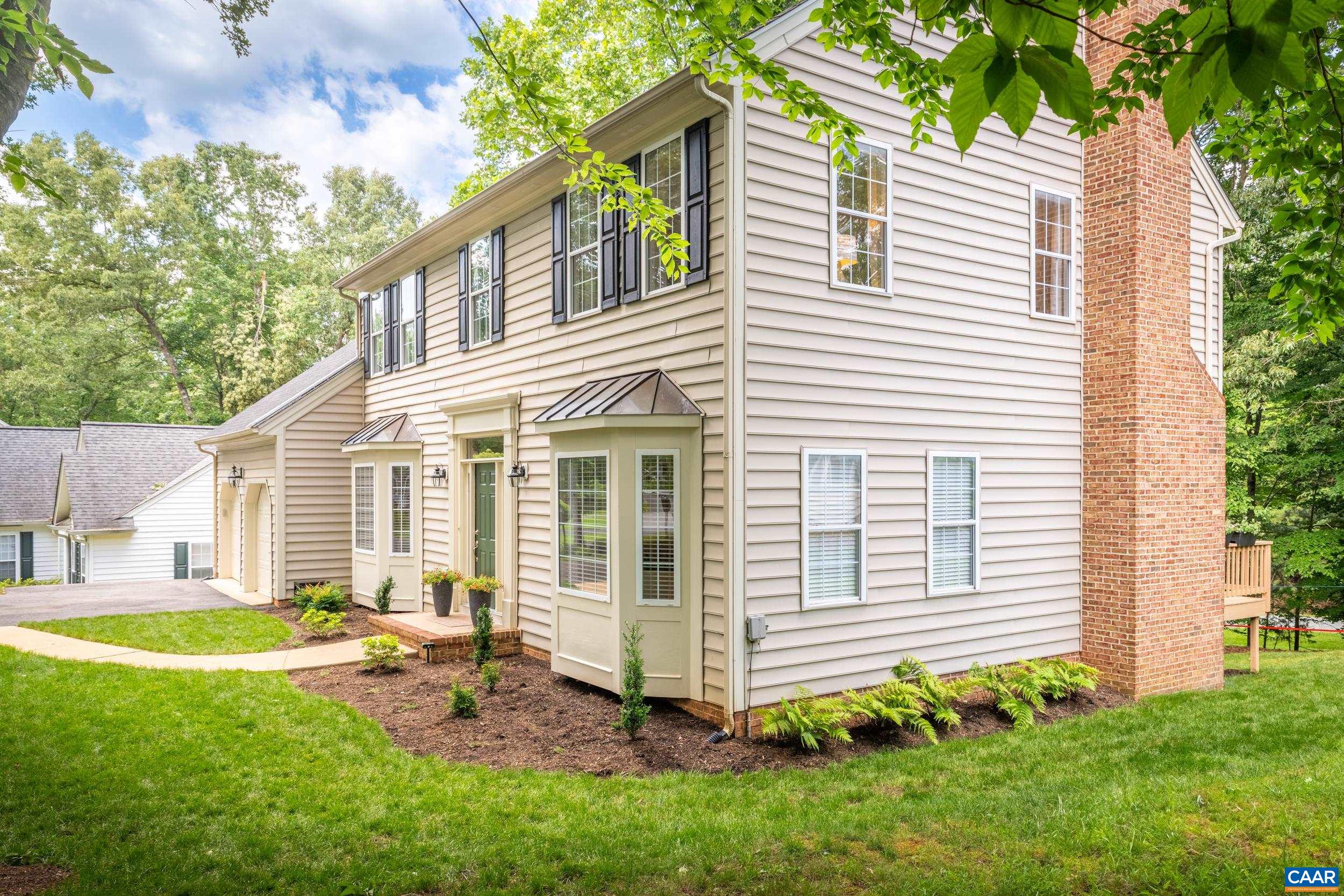 1174 RIVER OAKS LN