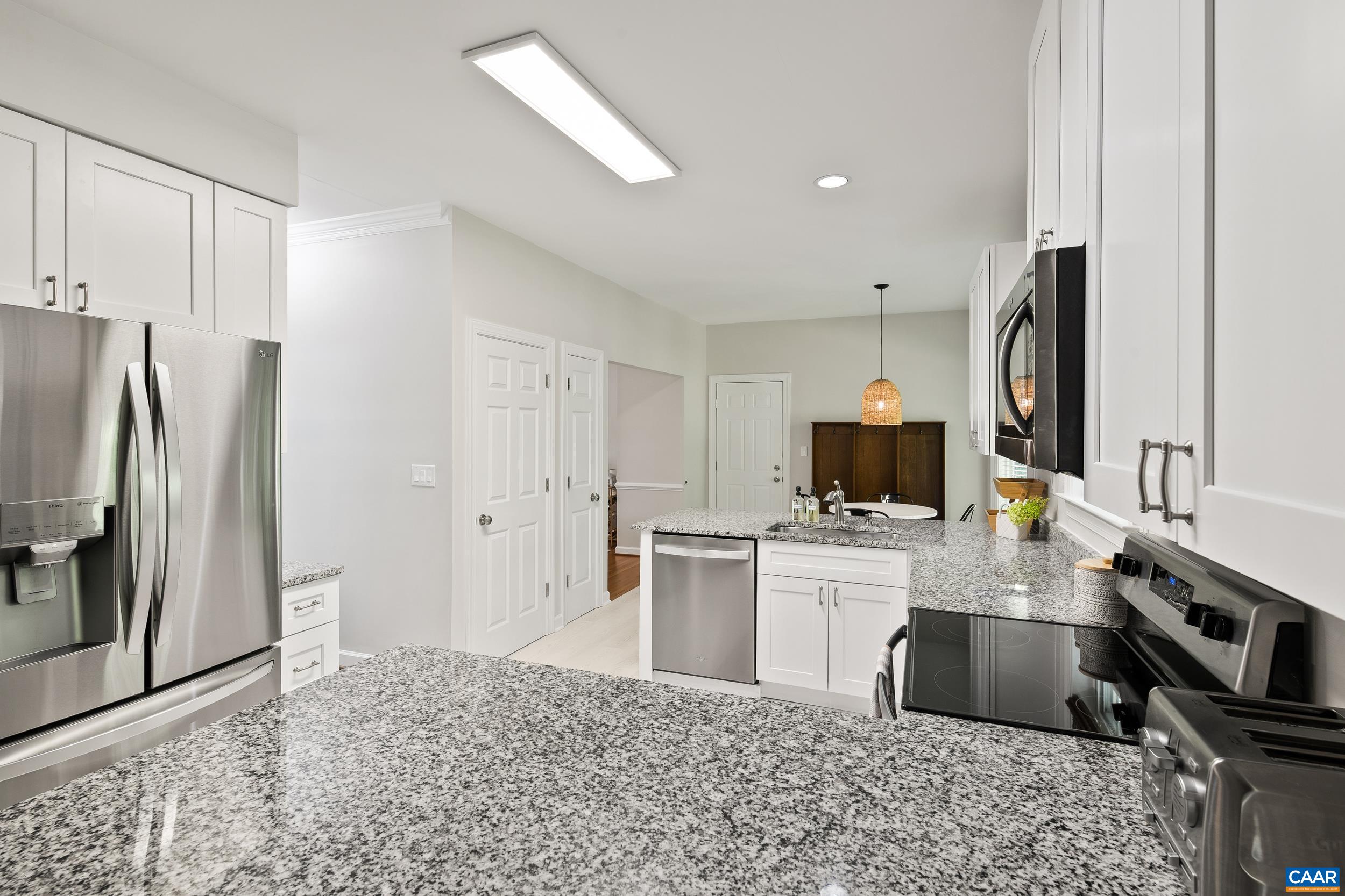 1174 RIVER OAKS LN