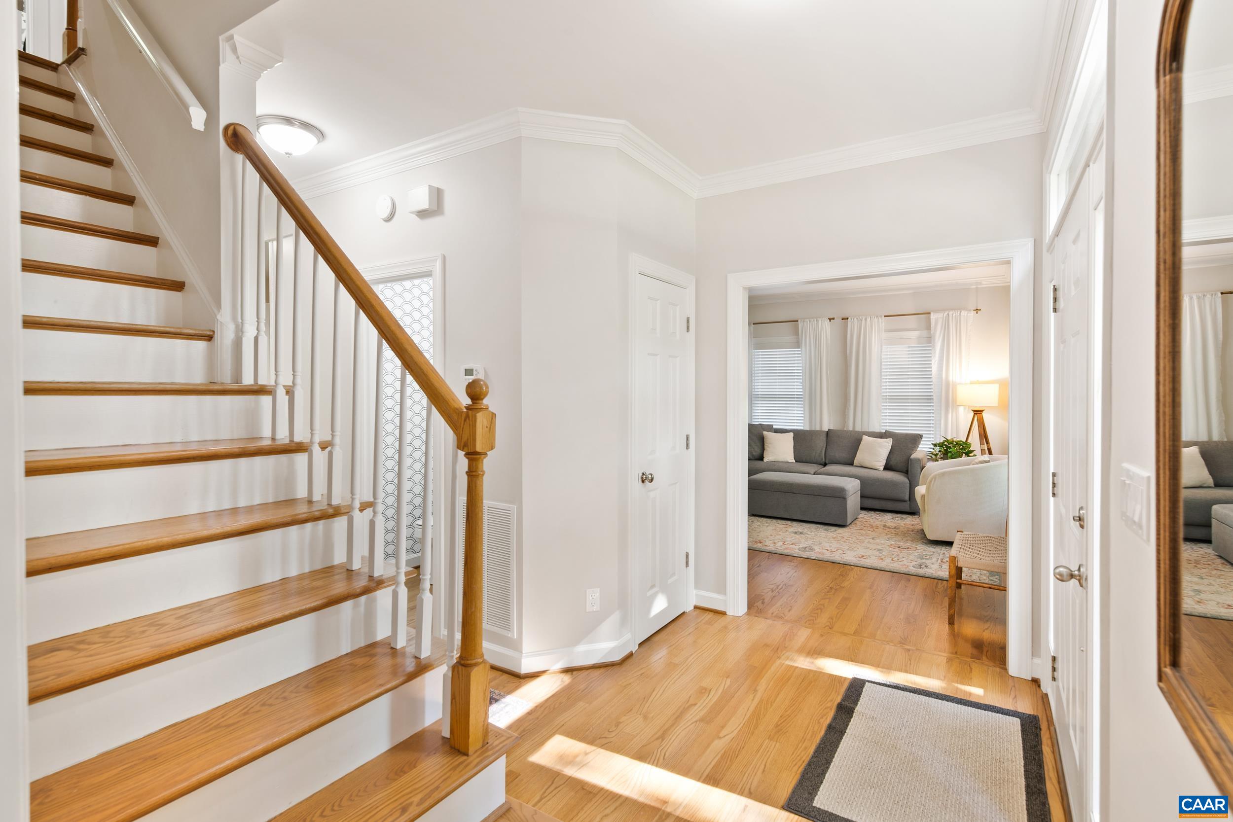 1174 RIVER OAKS LN