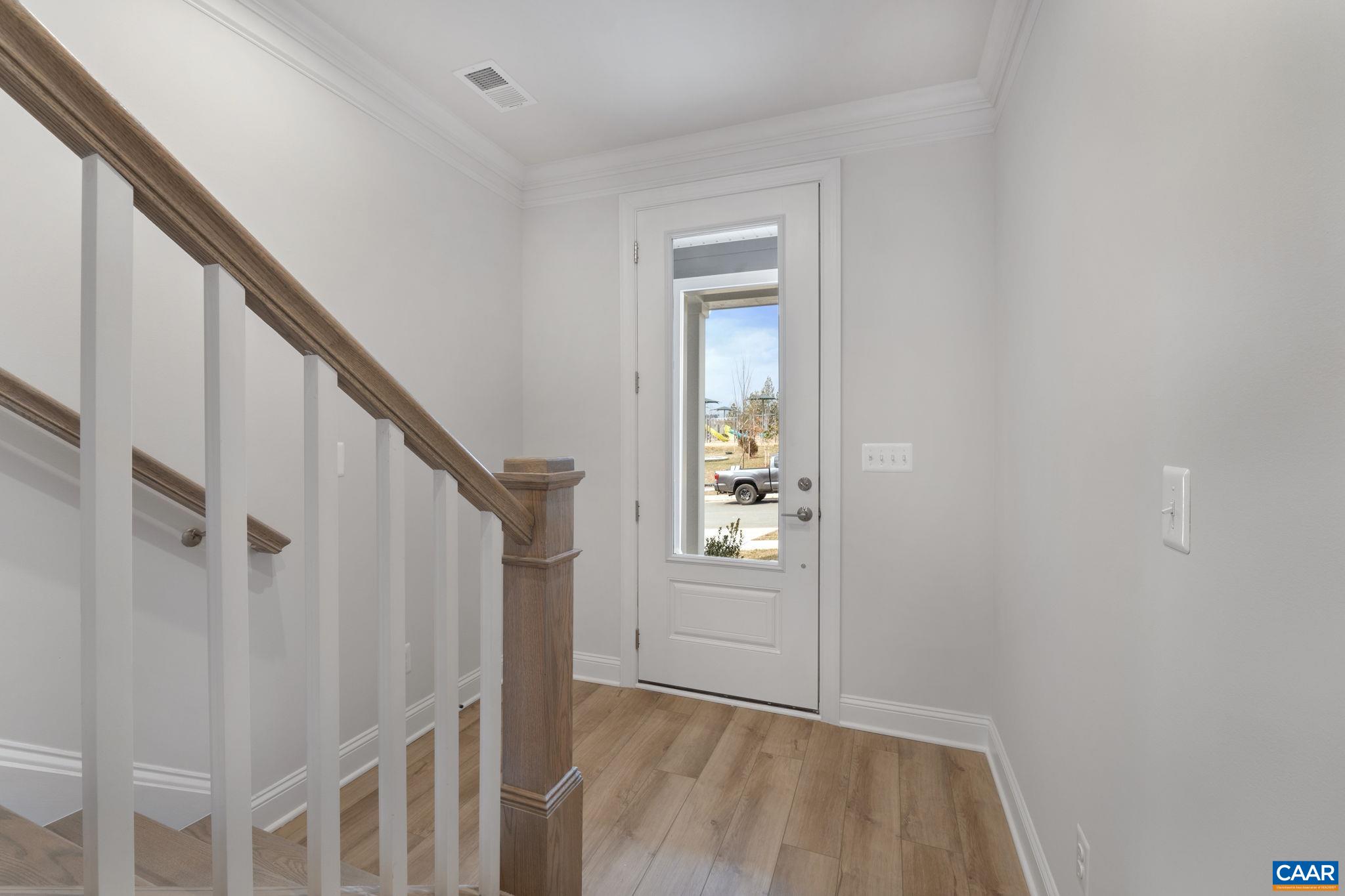 1308 LACONIA LN