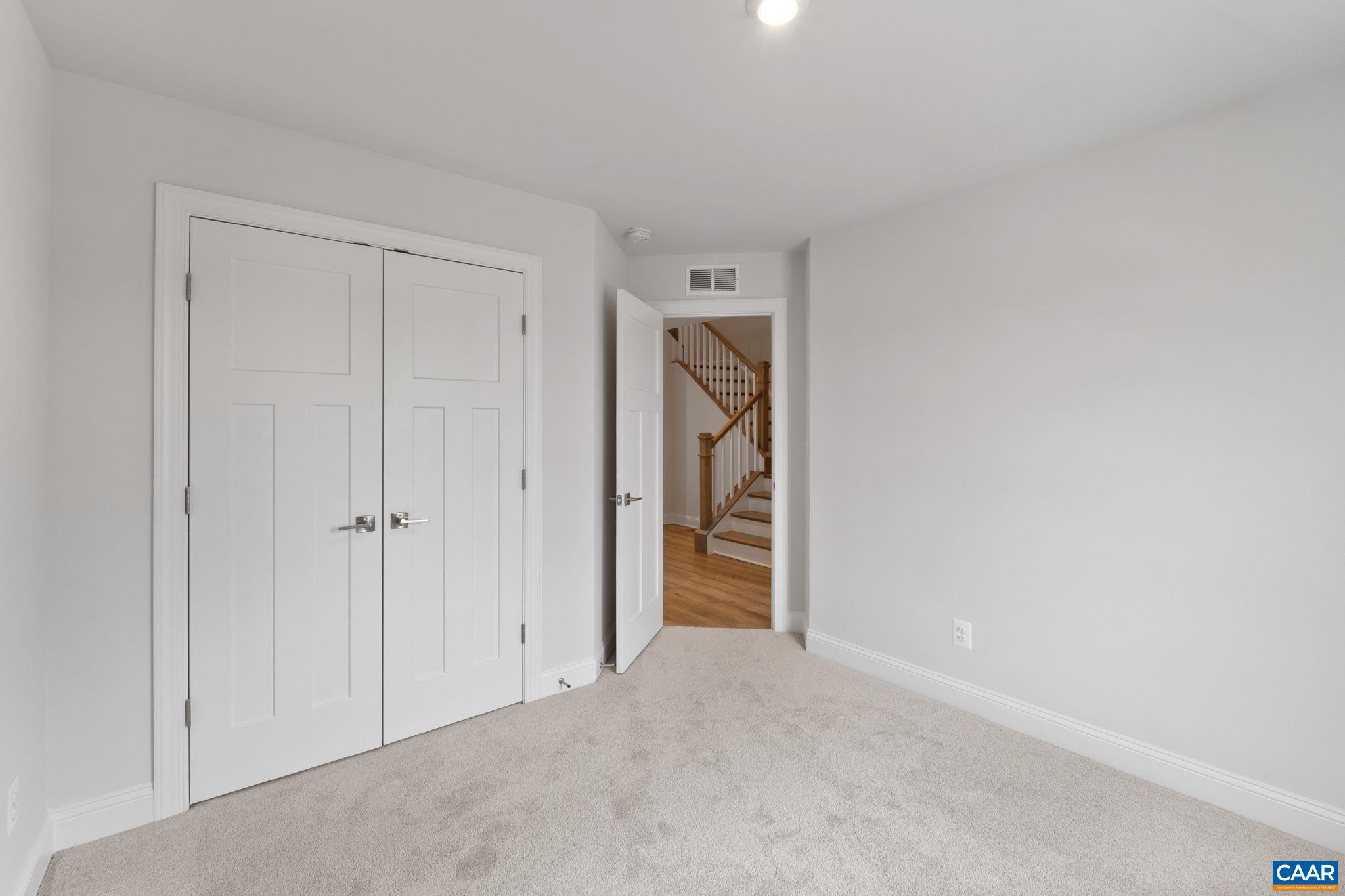 1308 LACONIA LN