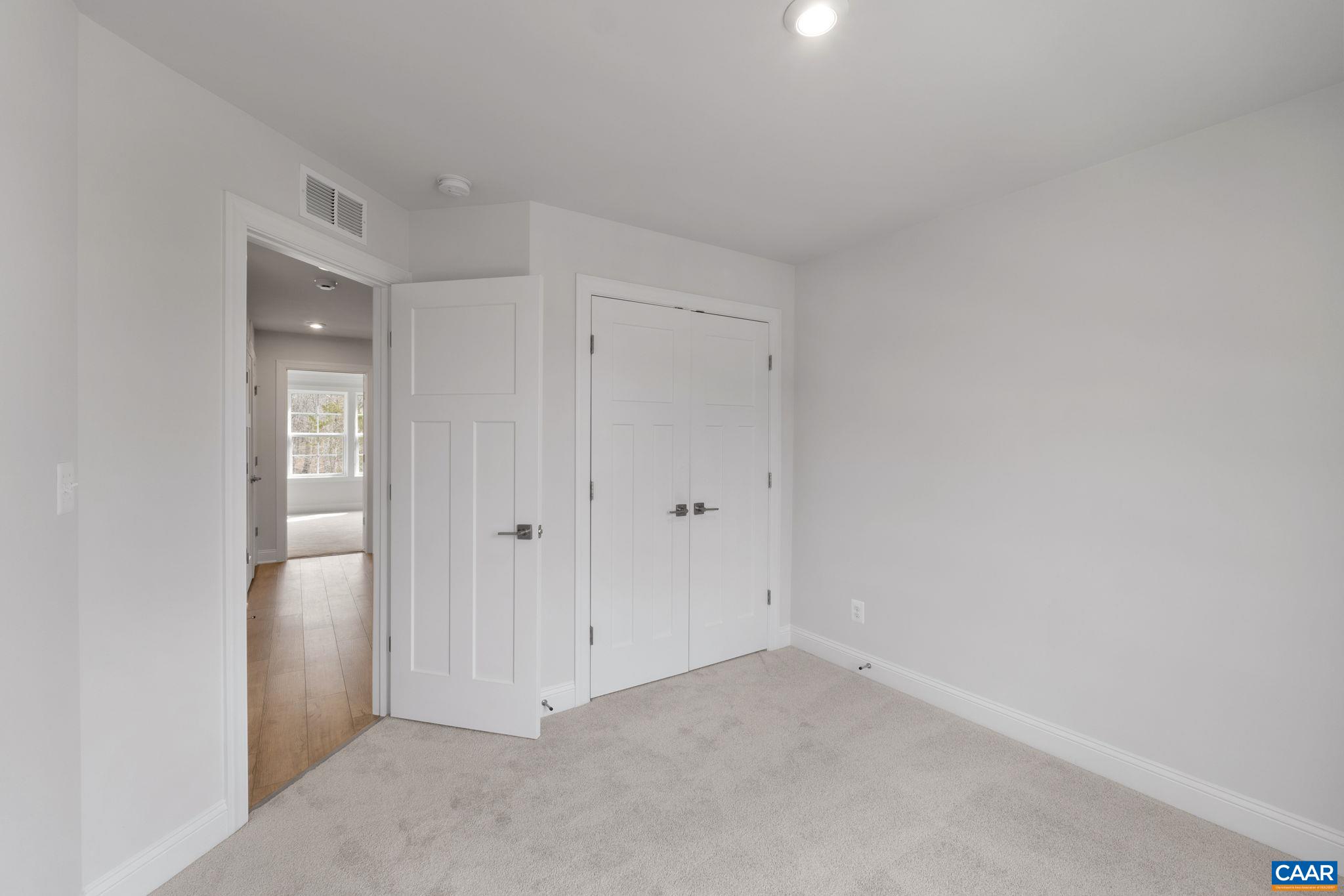 1308 LACONIA LN