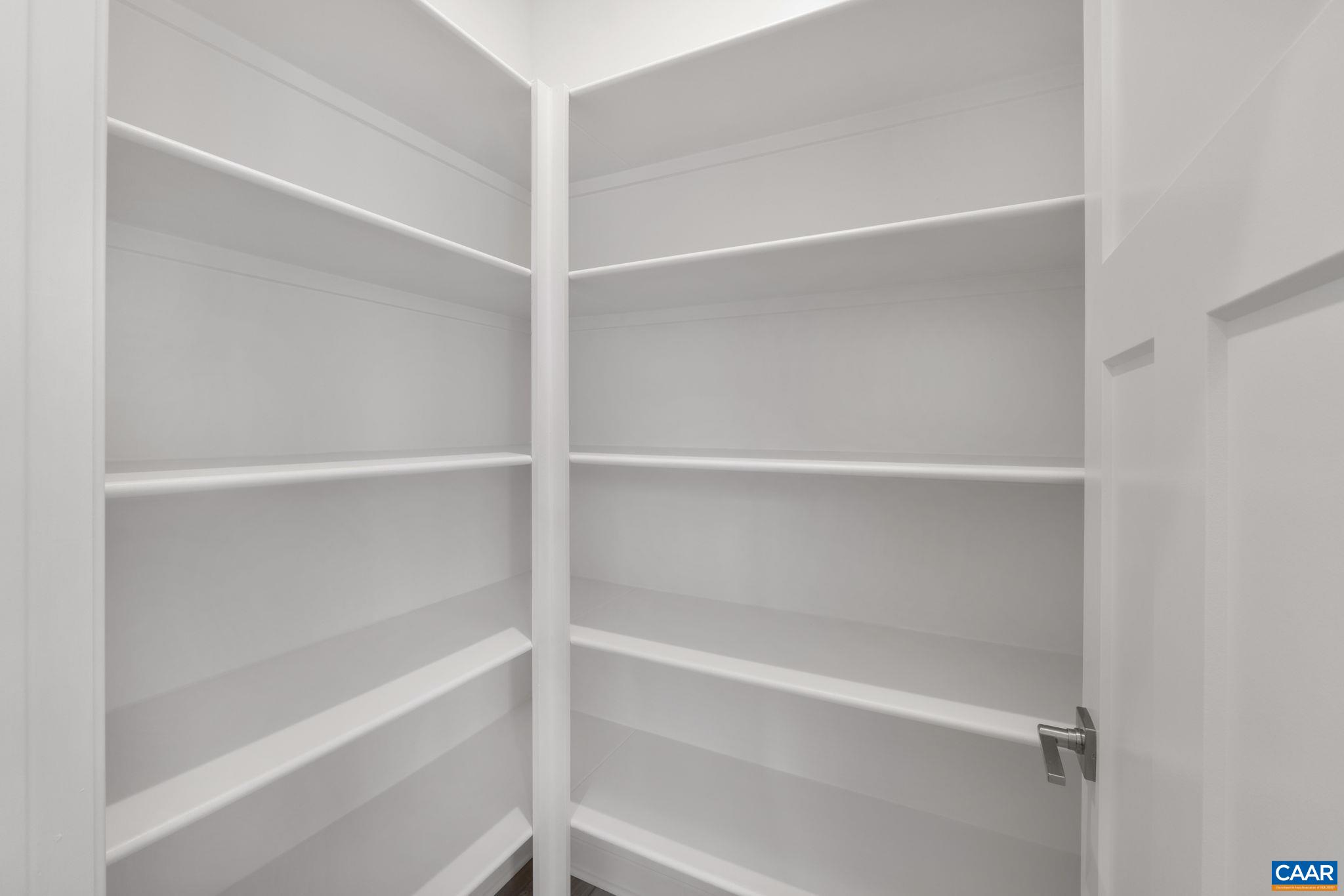 1308 LACONIA LN
