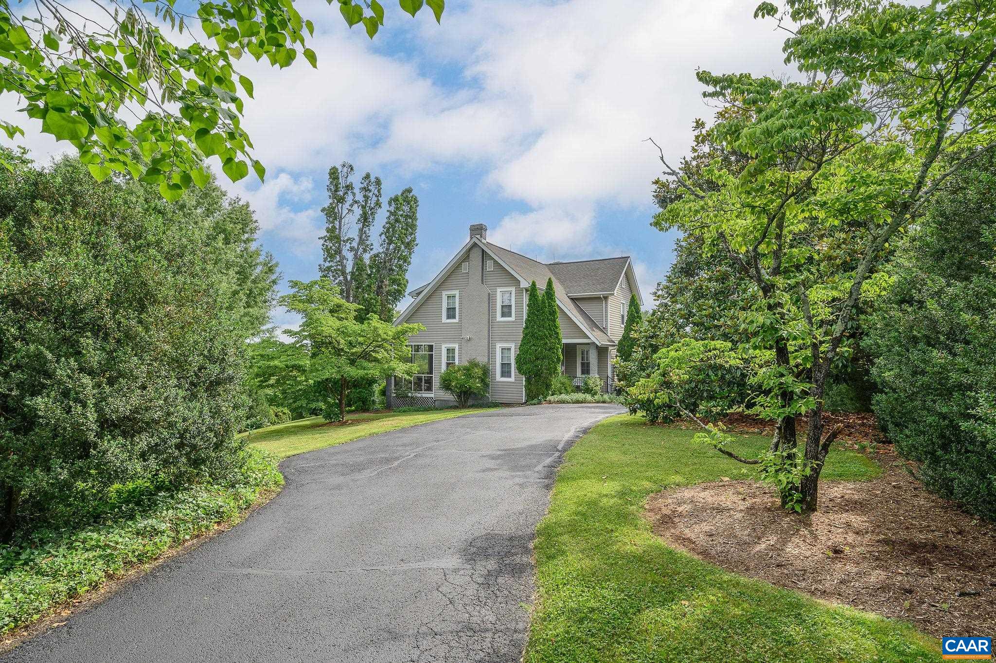 287 E MAIN ST