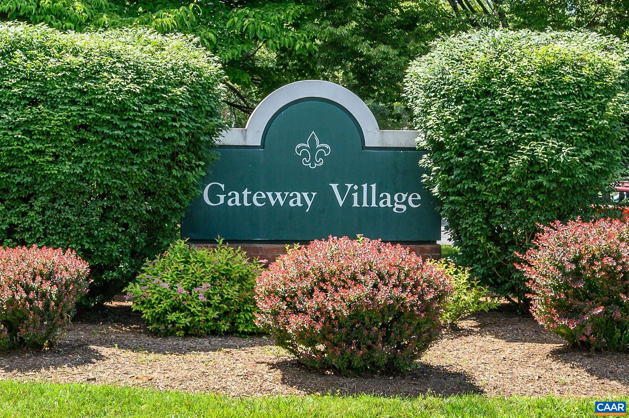 3263 GATEWAY CIR