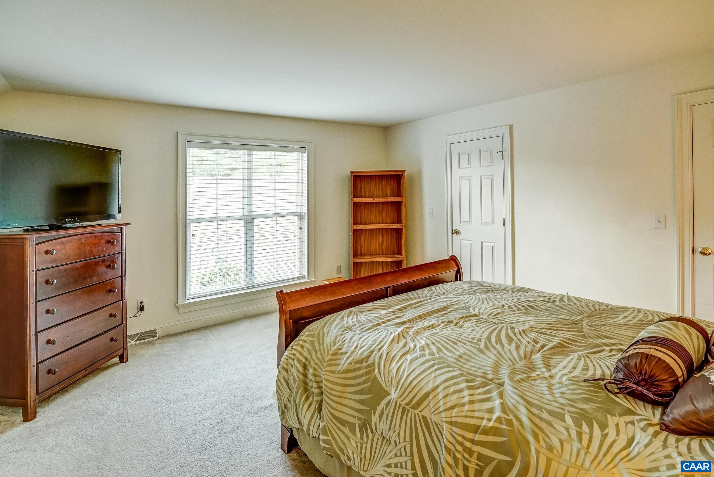 1311 STONEGATE CT