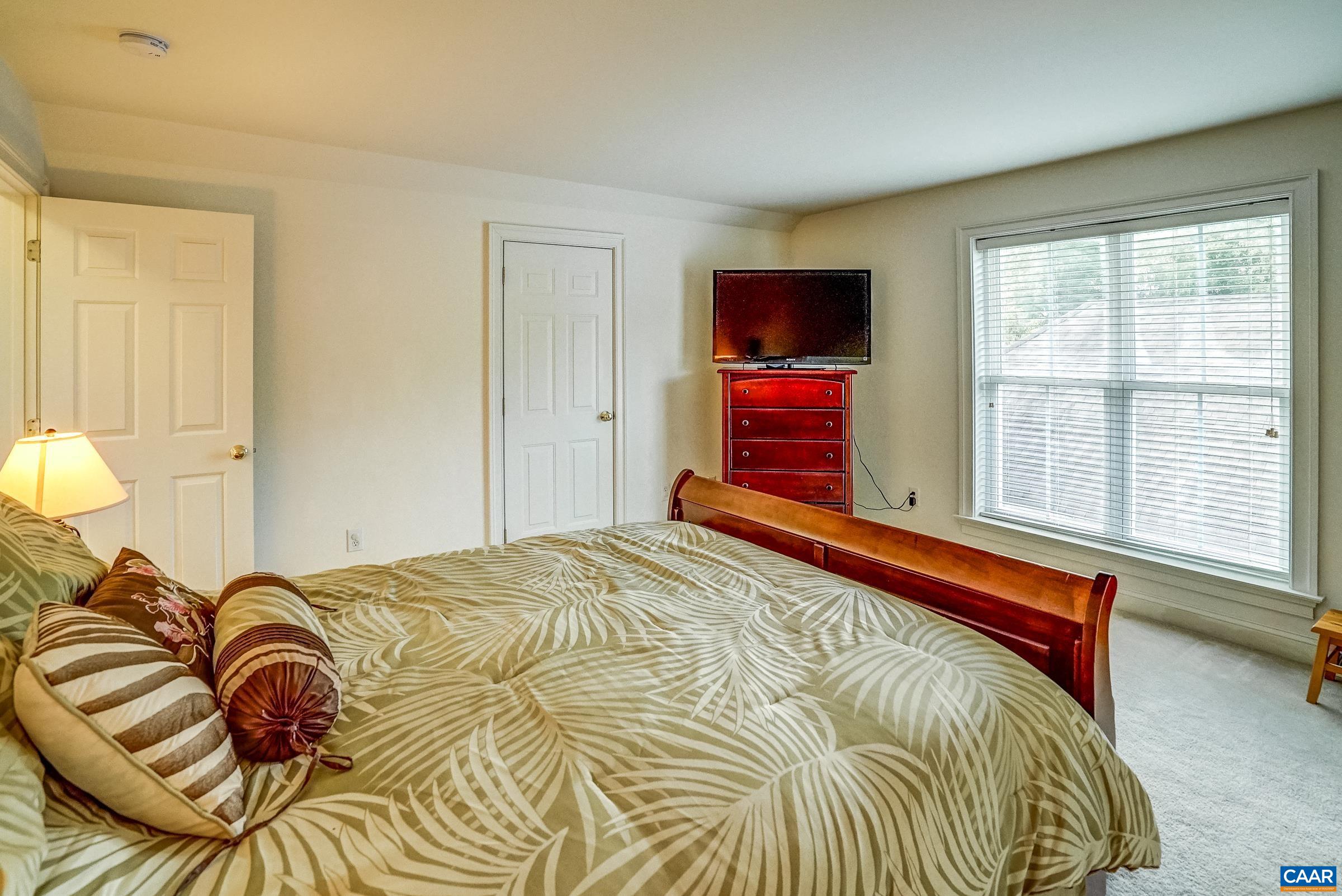1311 STONEGATE CT