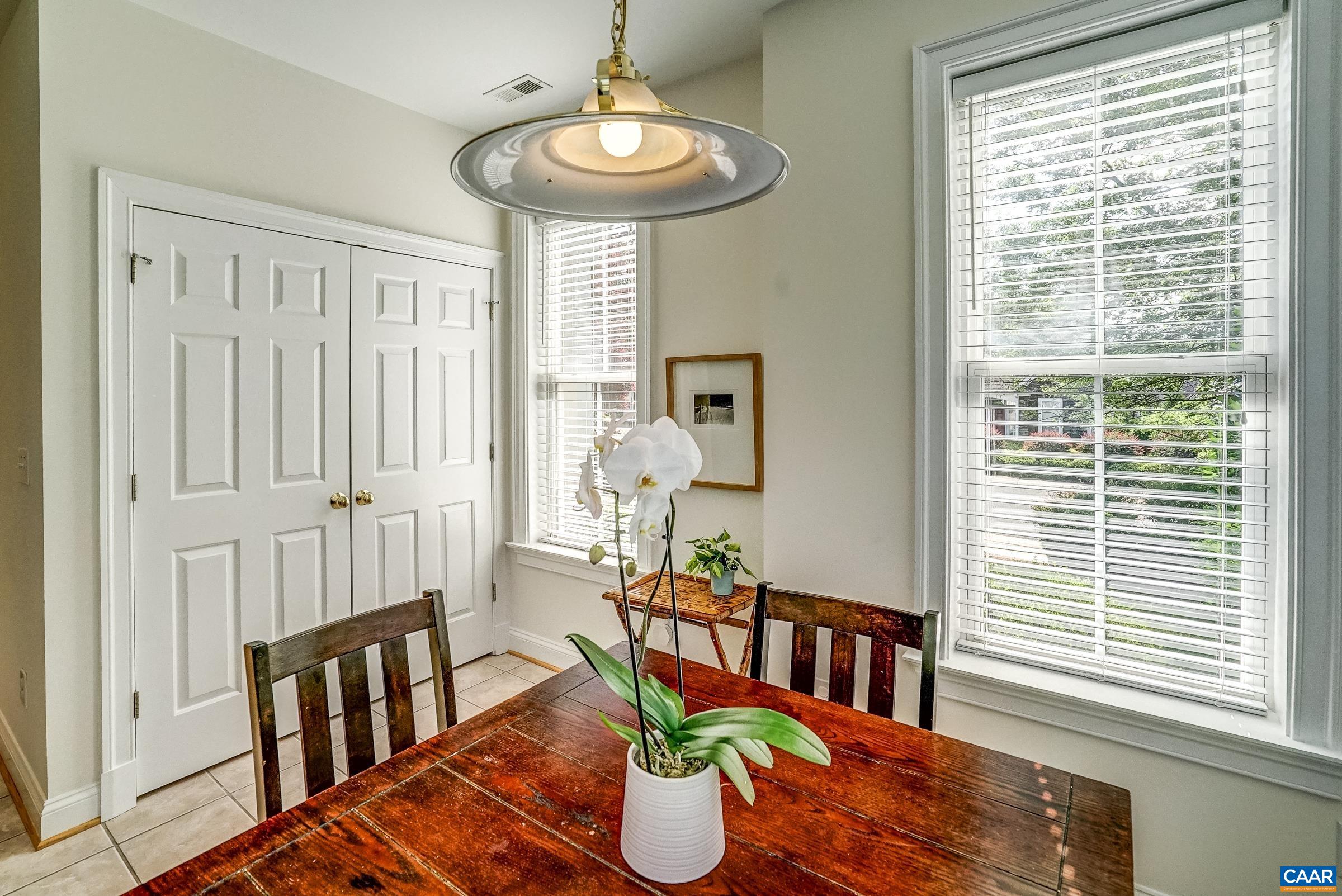 1311 STONEGATE CT